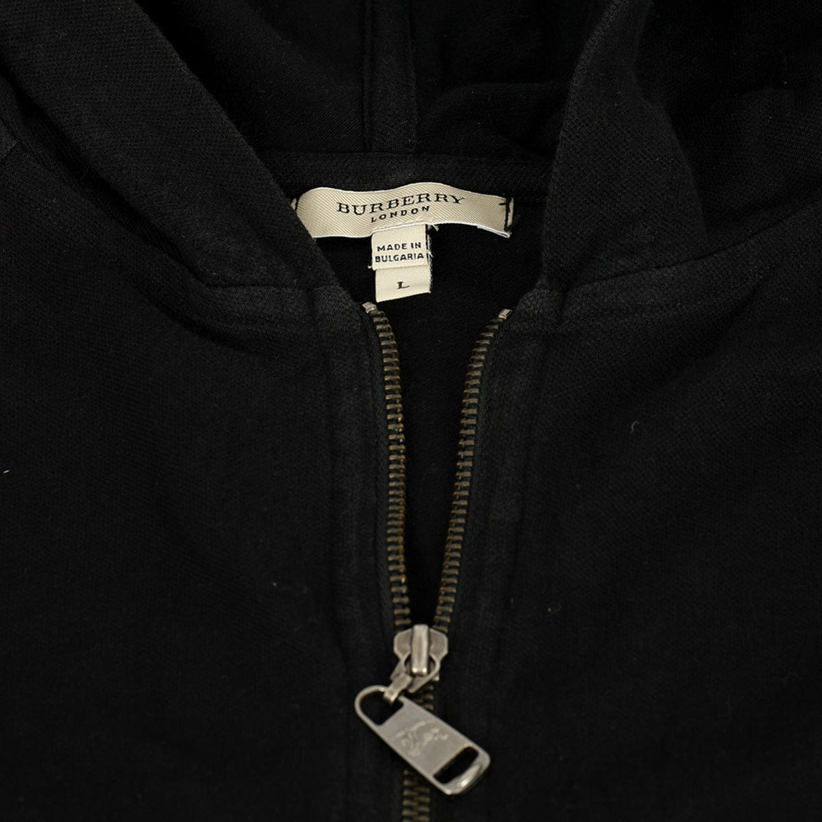 BURBERRY SIZE: L BLACK ZIP - UP HOODIE