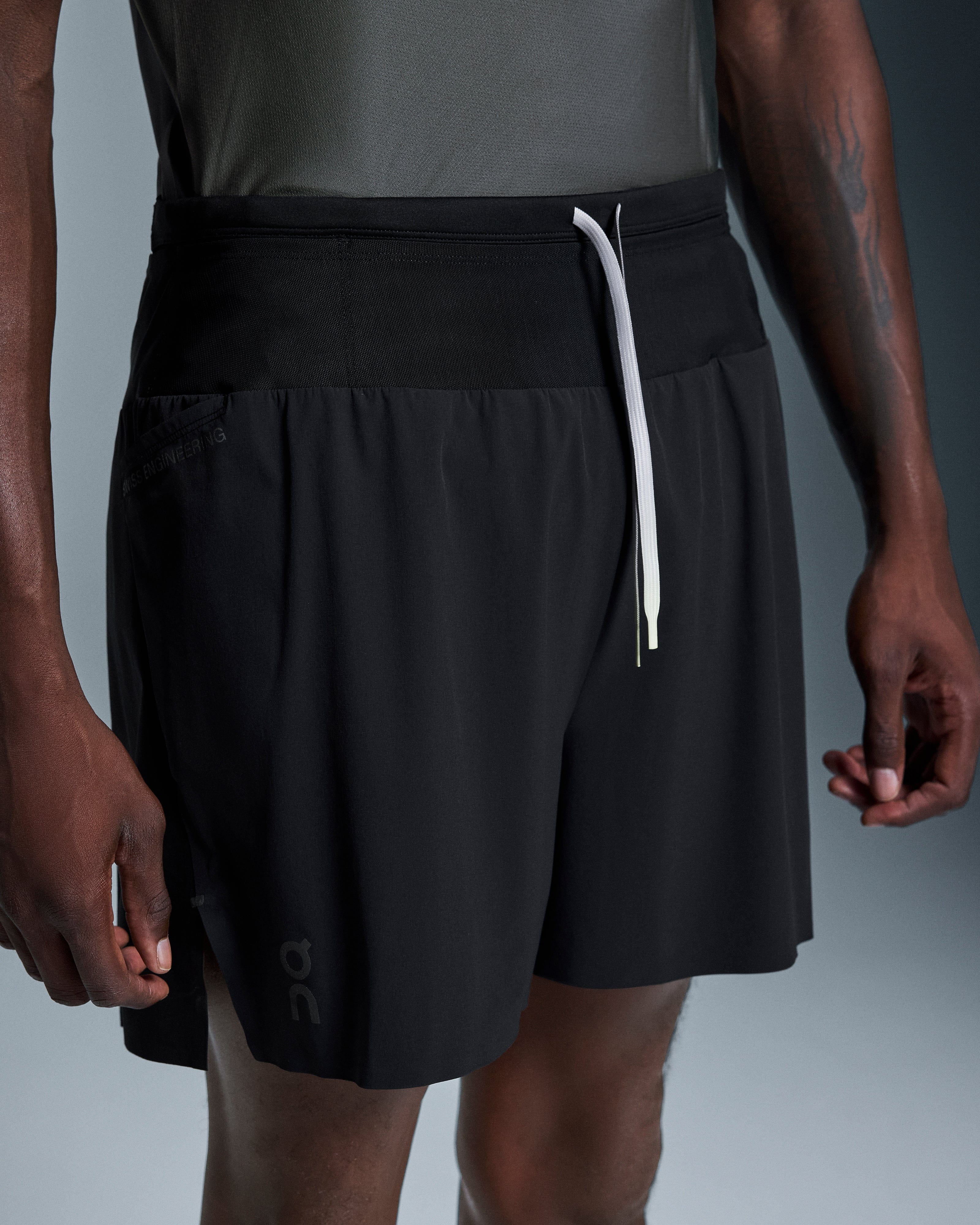 On Running On Ultra Shorts Black | Black