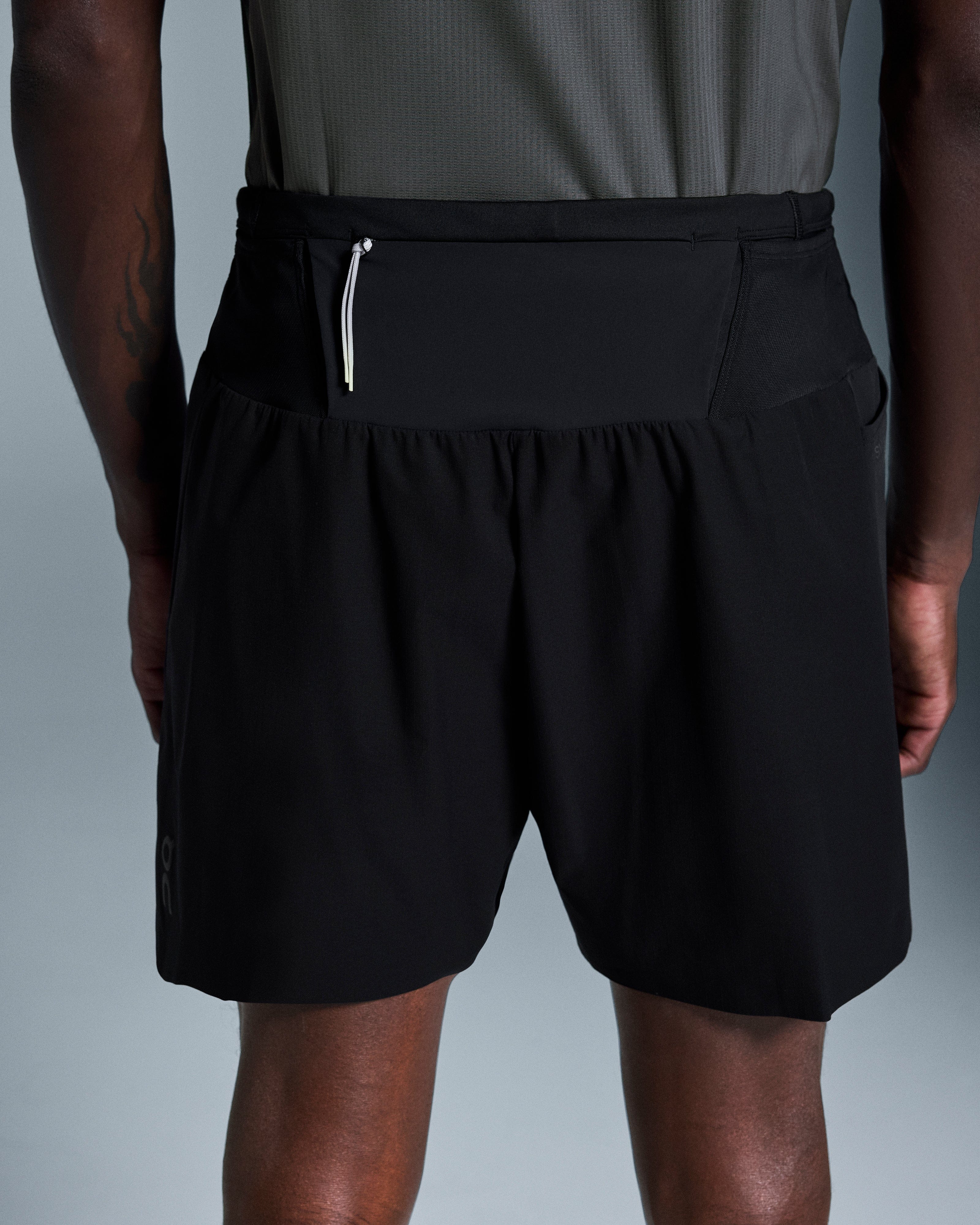 On Running On Ultra Shorts Black | Black