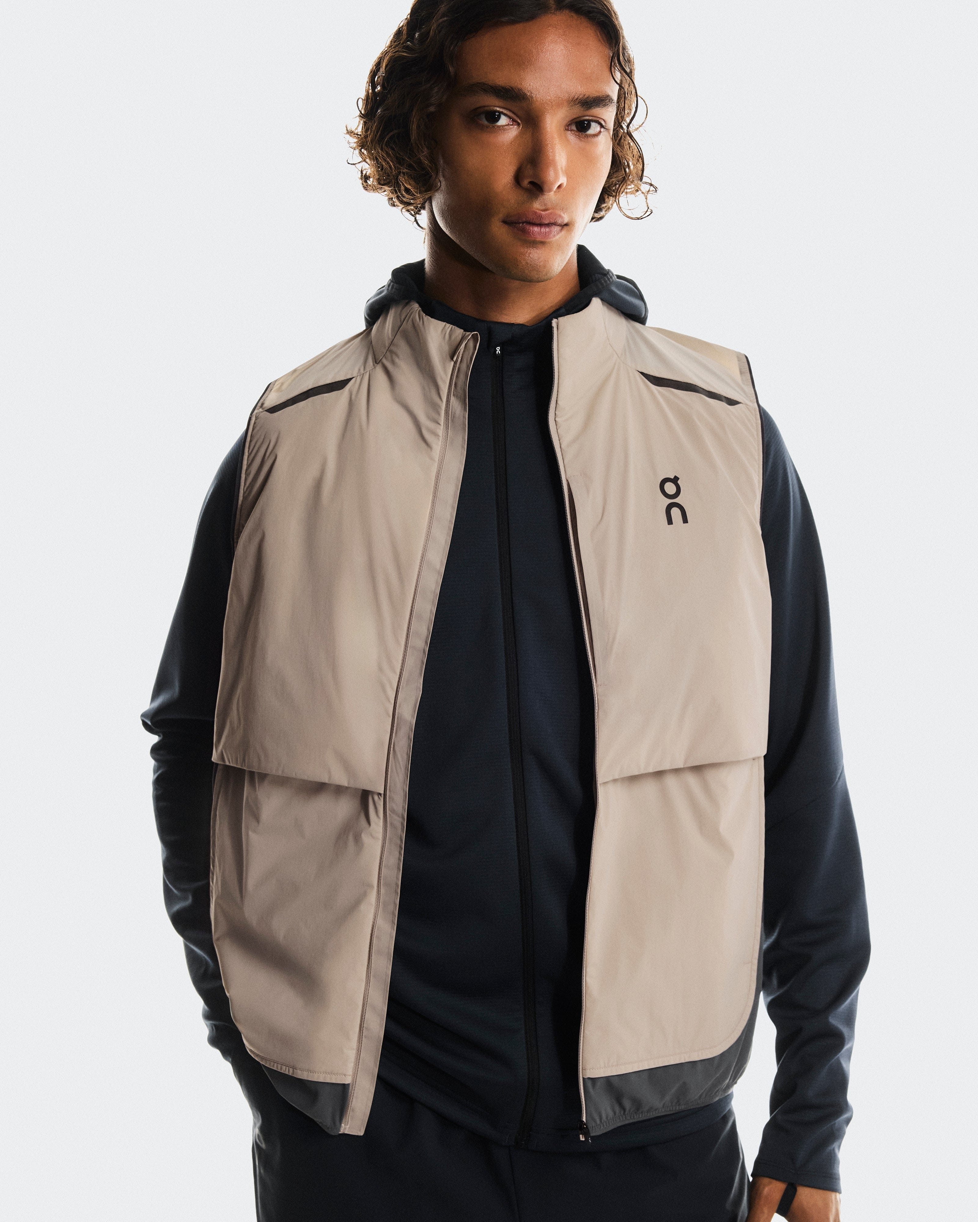 On Running On Weather Vest Desert | Eclipse