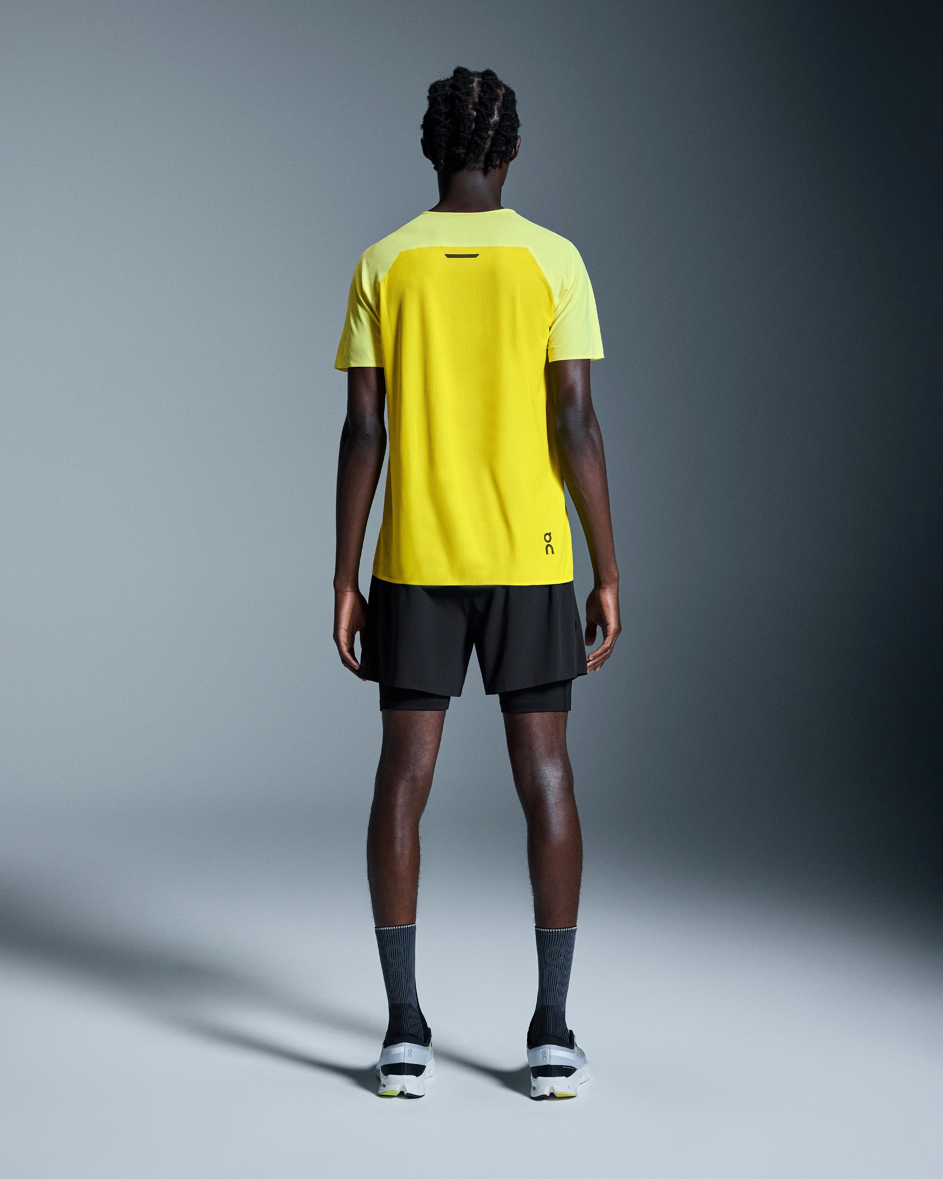 On Running On 5" Performance 2/1 Shorts Black