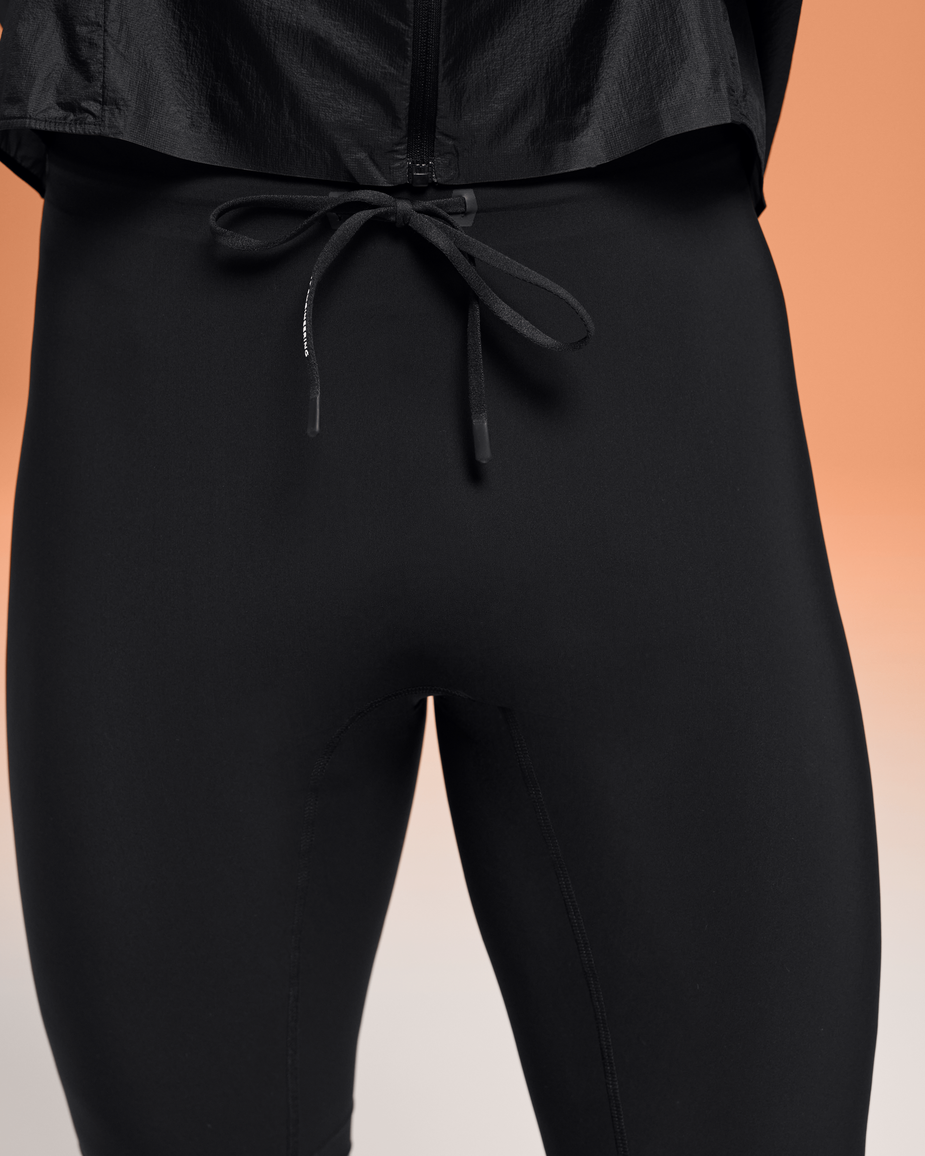 On Running On Race Tights Half Black