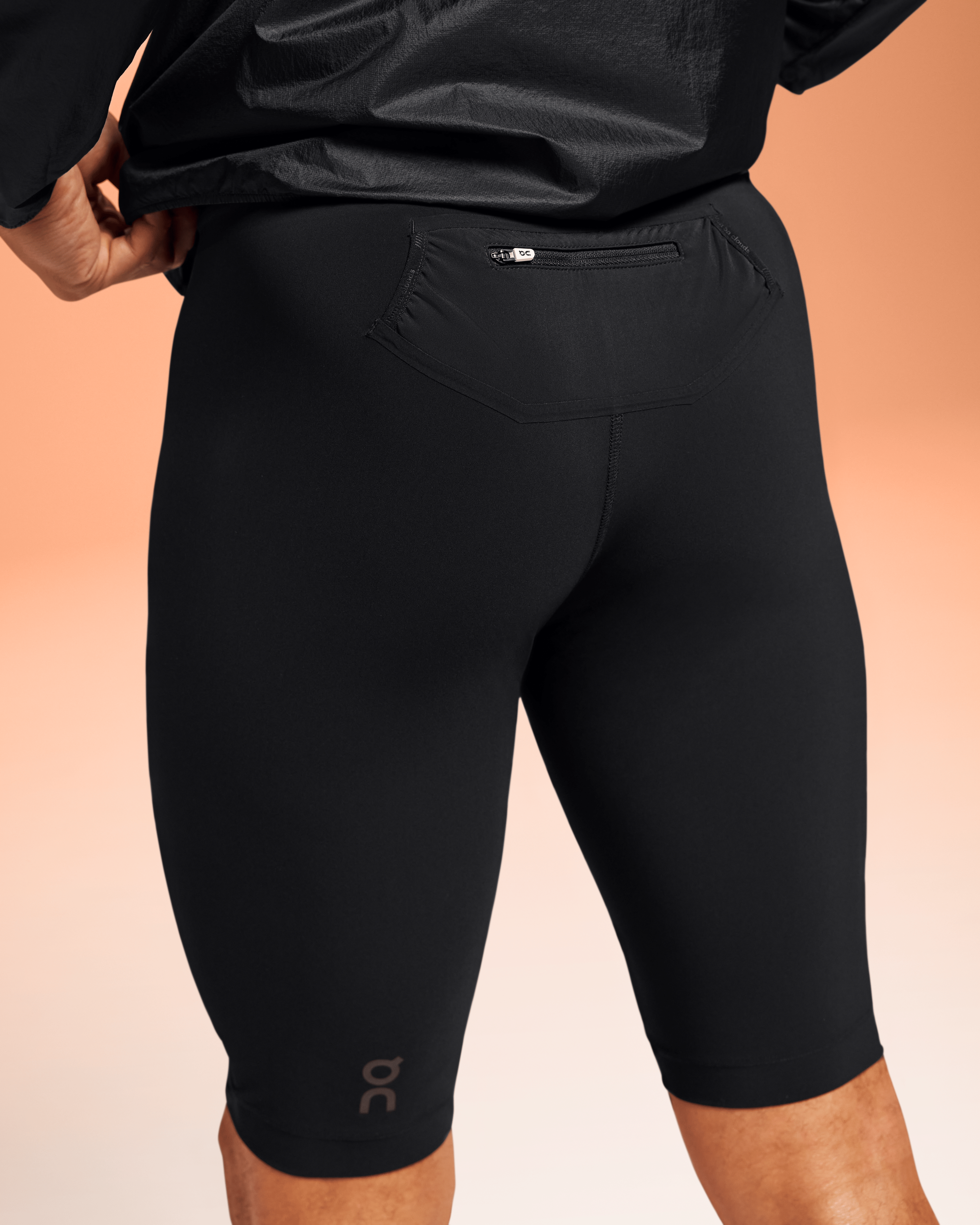 On Running On Race Tights Half Black