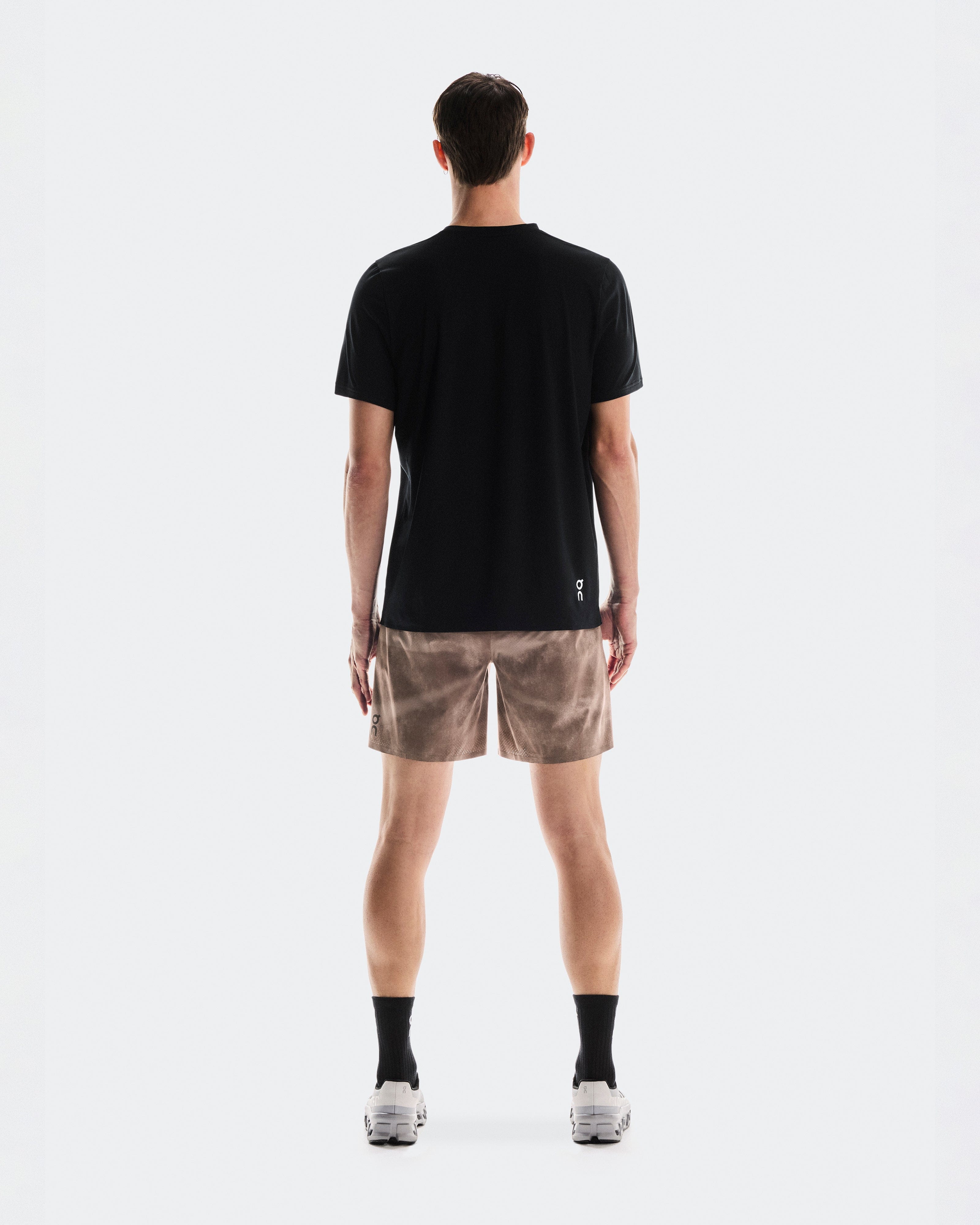 On Running On 7" Performance Shorts Aop Cinder