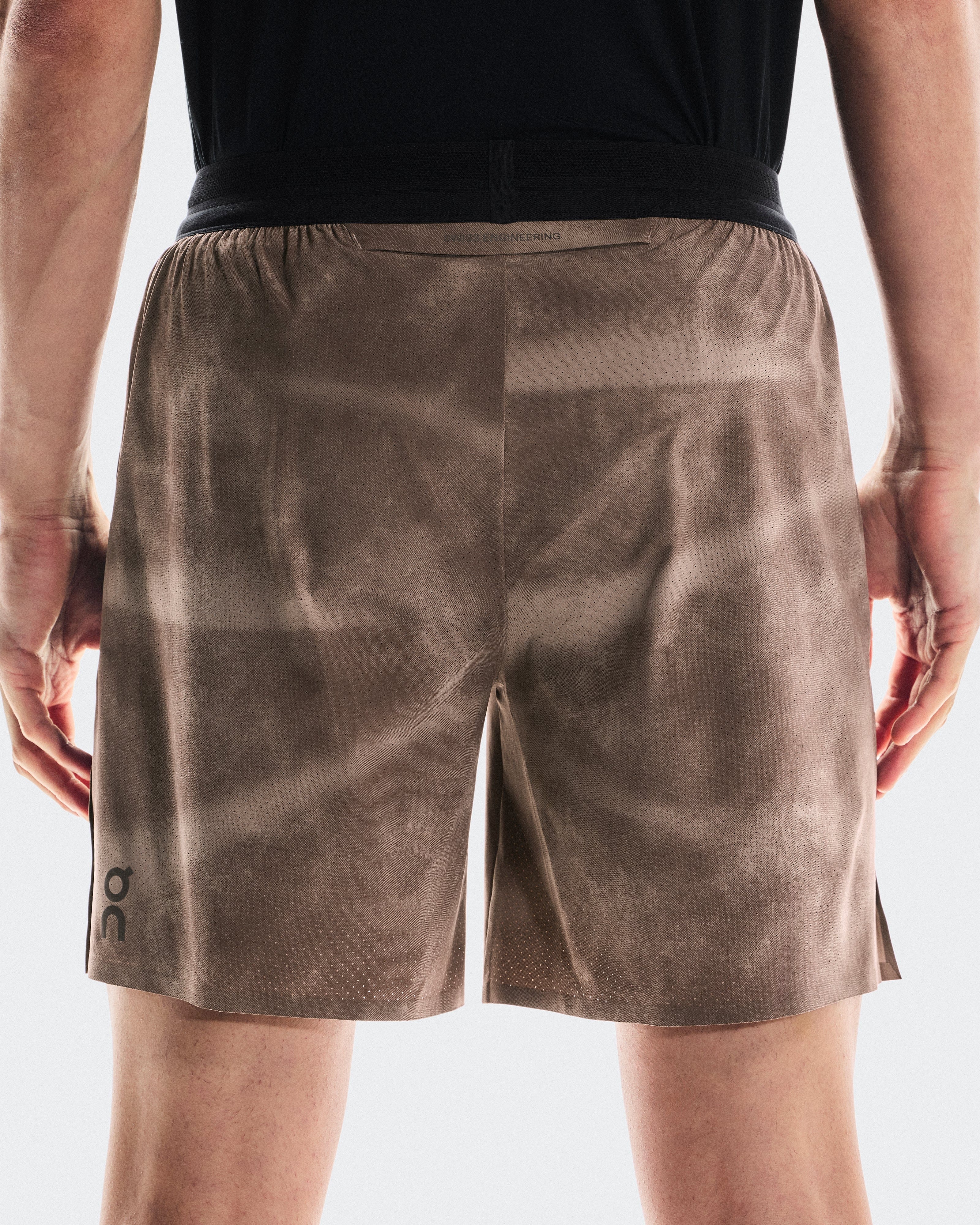 On Running On 7" Performance Shorts Aop Cinder