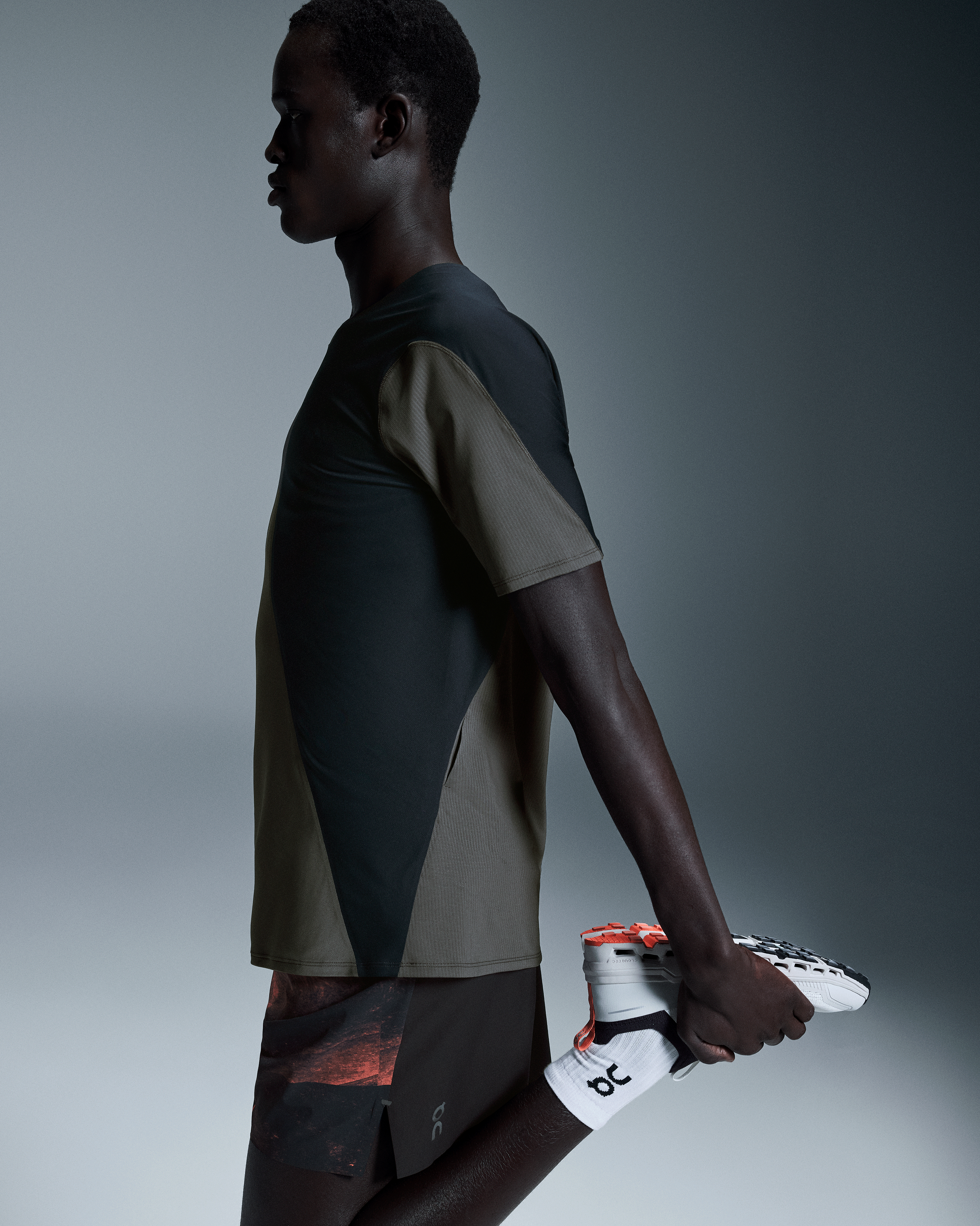 On Running On Ultra Shorts Black
