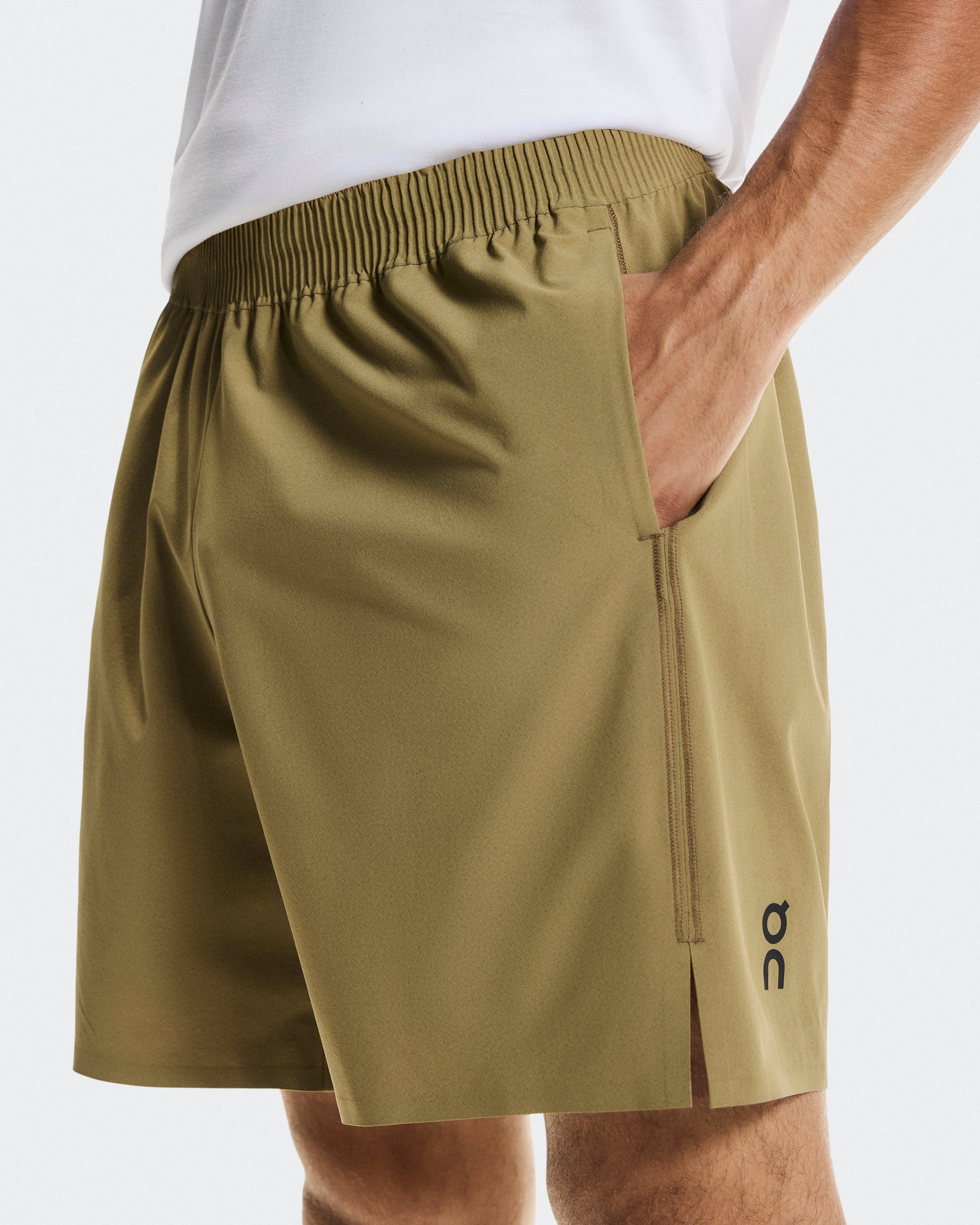 On Running On Focus Shorts Nutmeg