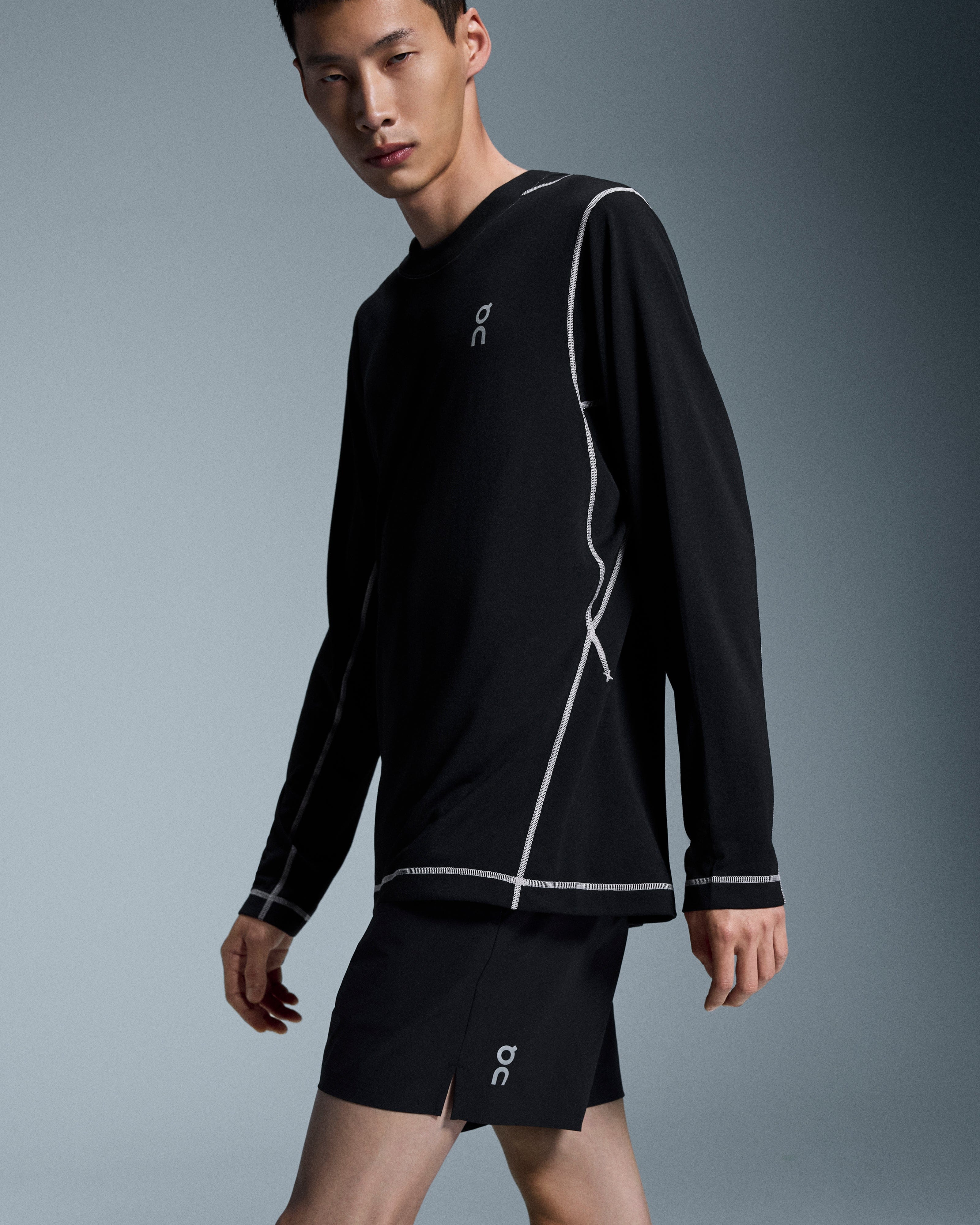On Running On 5" Core Shorts Black