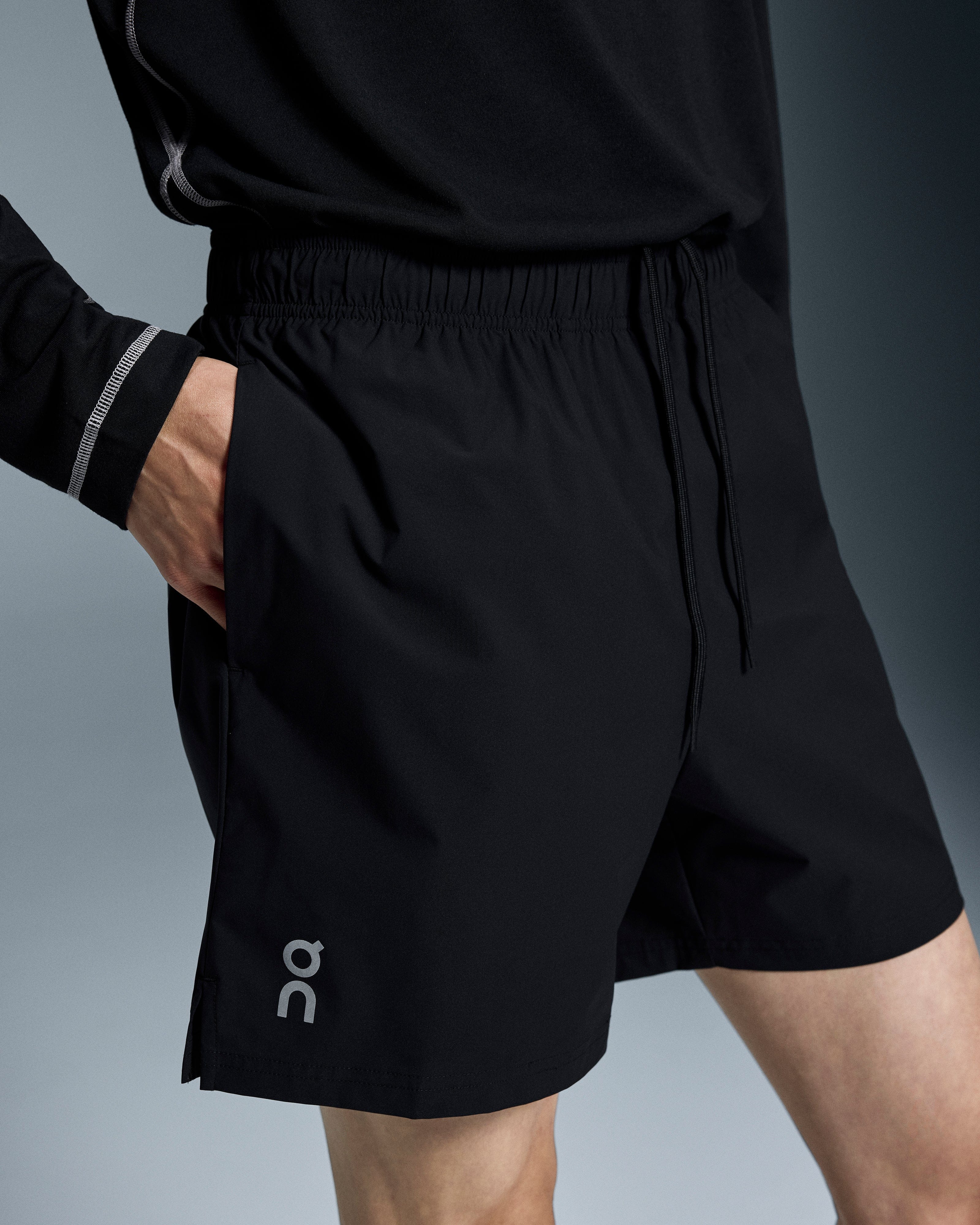 On Running On 5" Core Shorts Black