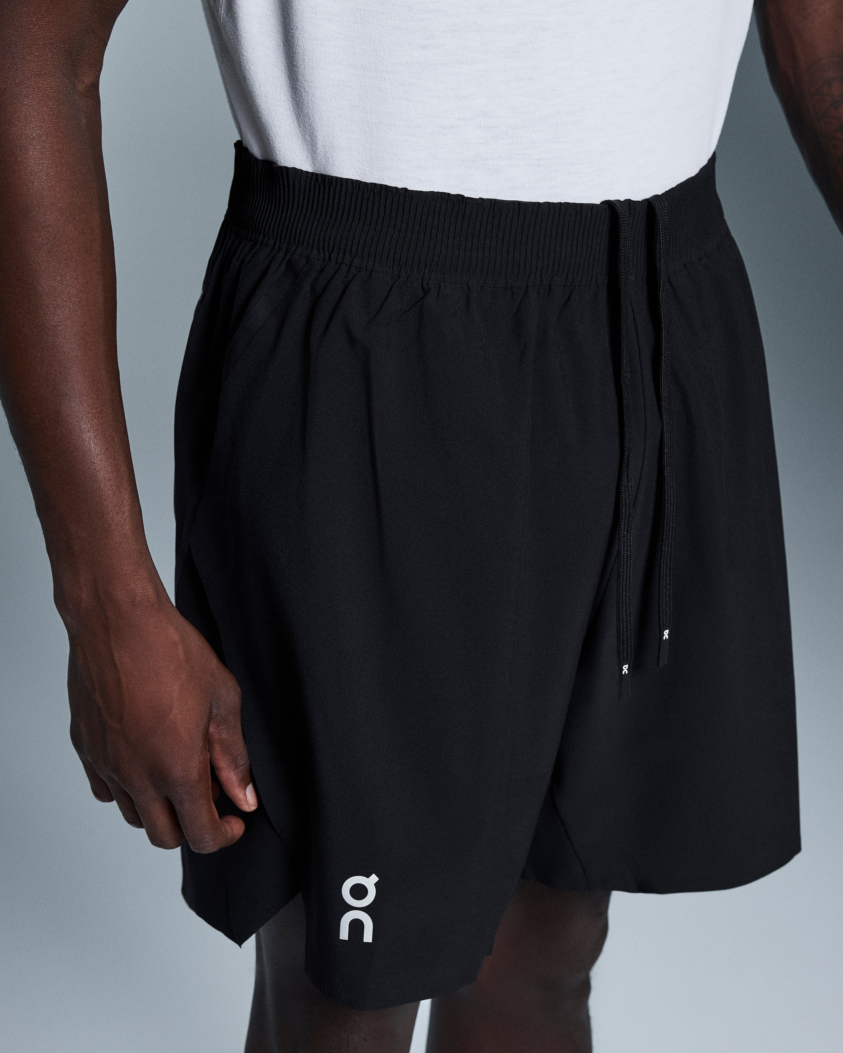 On Running On 7" Core Shorts Black