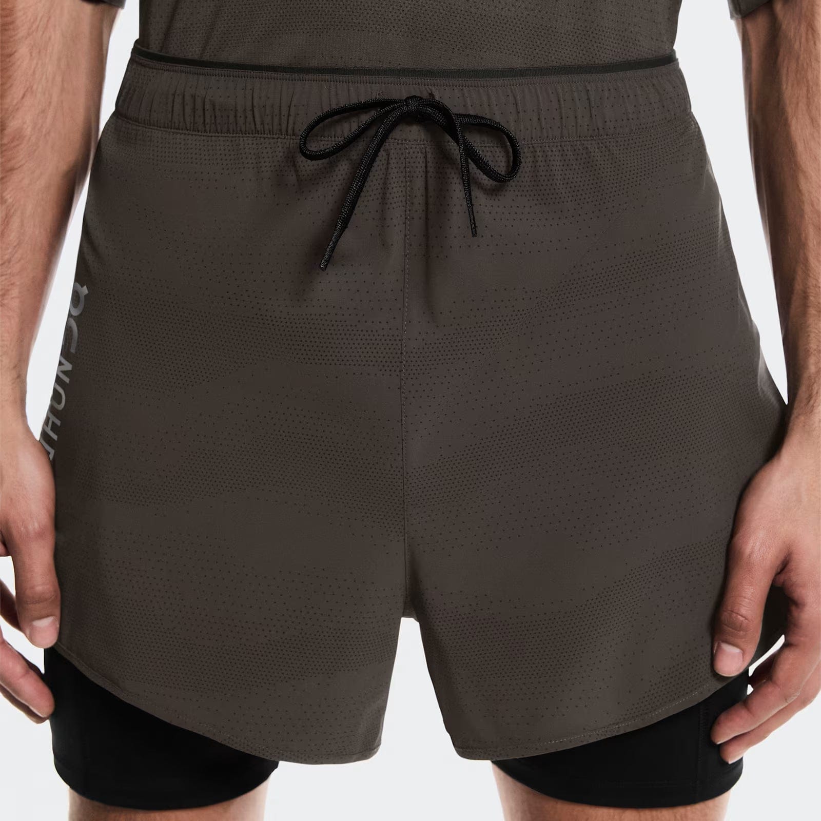 On Running On 2 - In - 1 Shorts Erewhon Espresso | Black