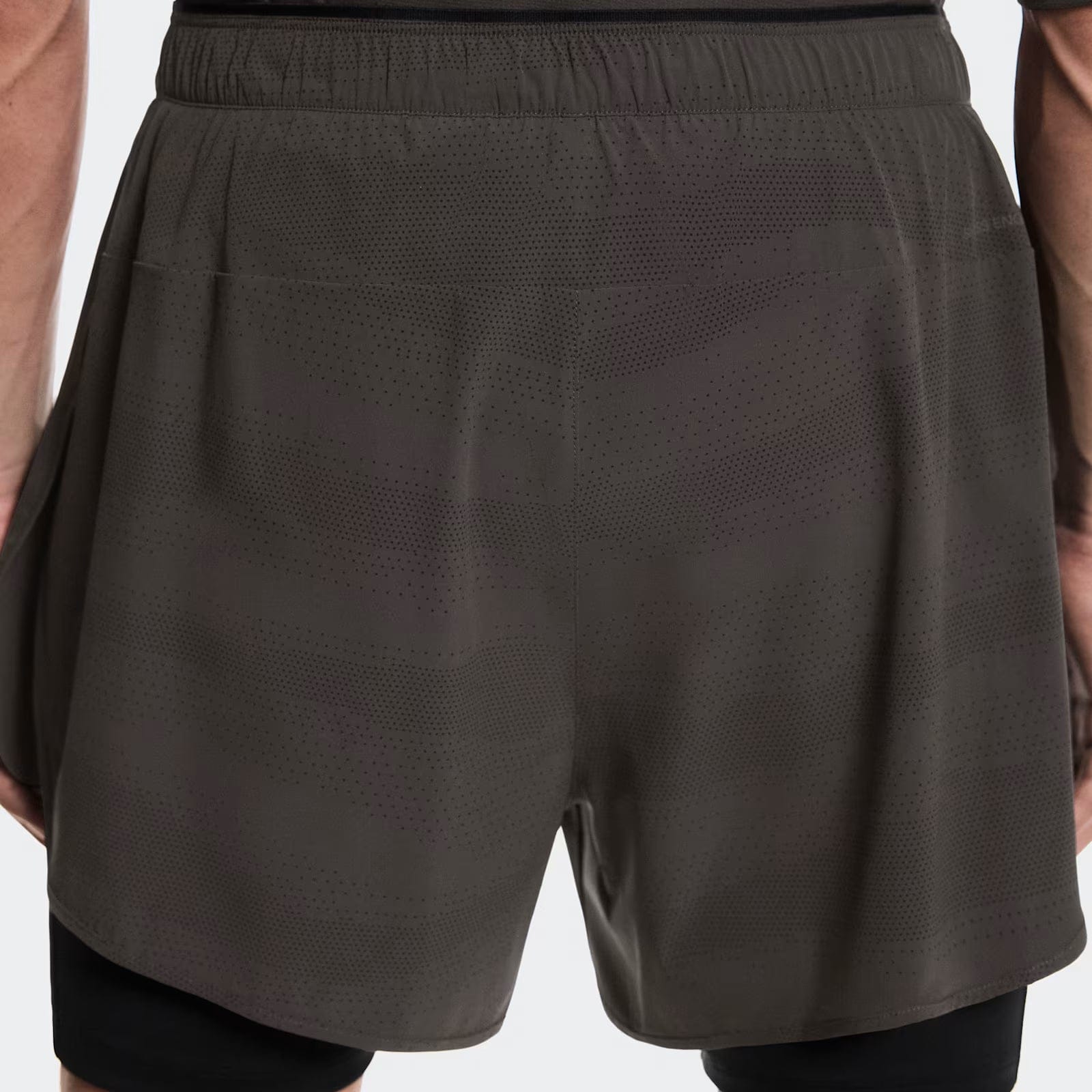 On Running On 2 - In - 1 Shorts Erewhon Espresso | Black