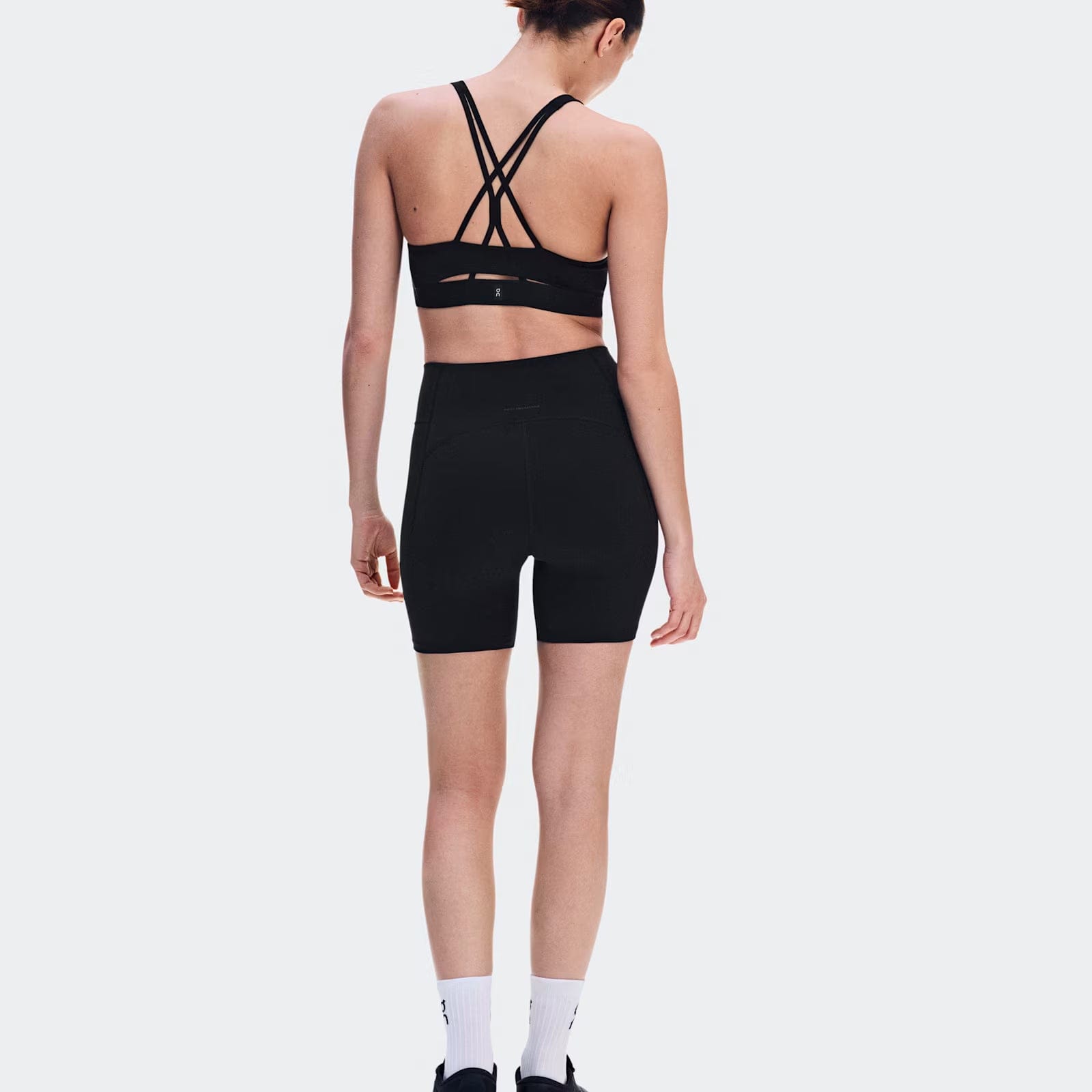 On Running On Studio Leggings Short 6" Black (Women'S)