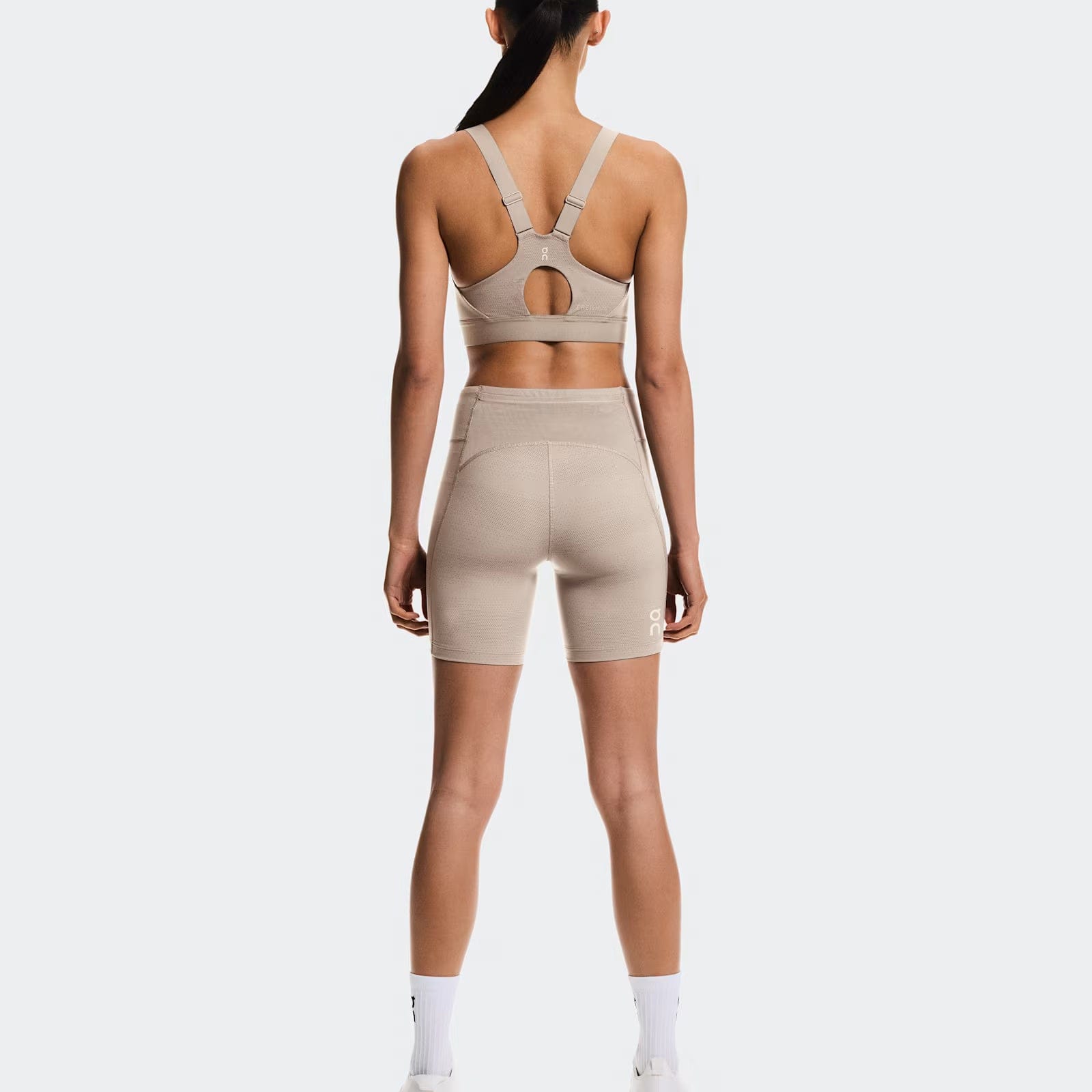 On Running On Short Tights Erewhon Cinder | Ash (Women'S)