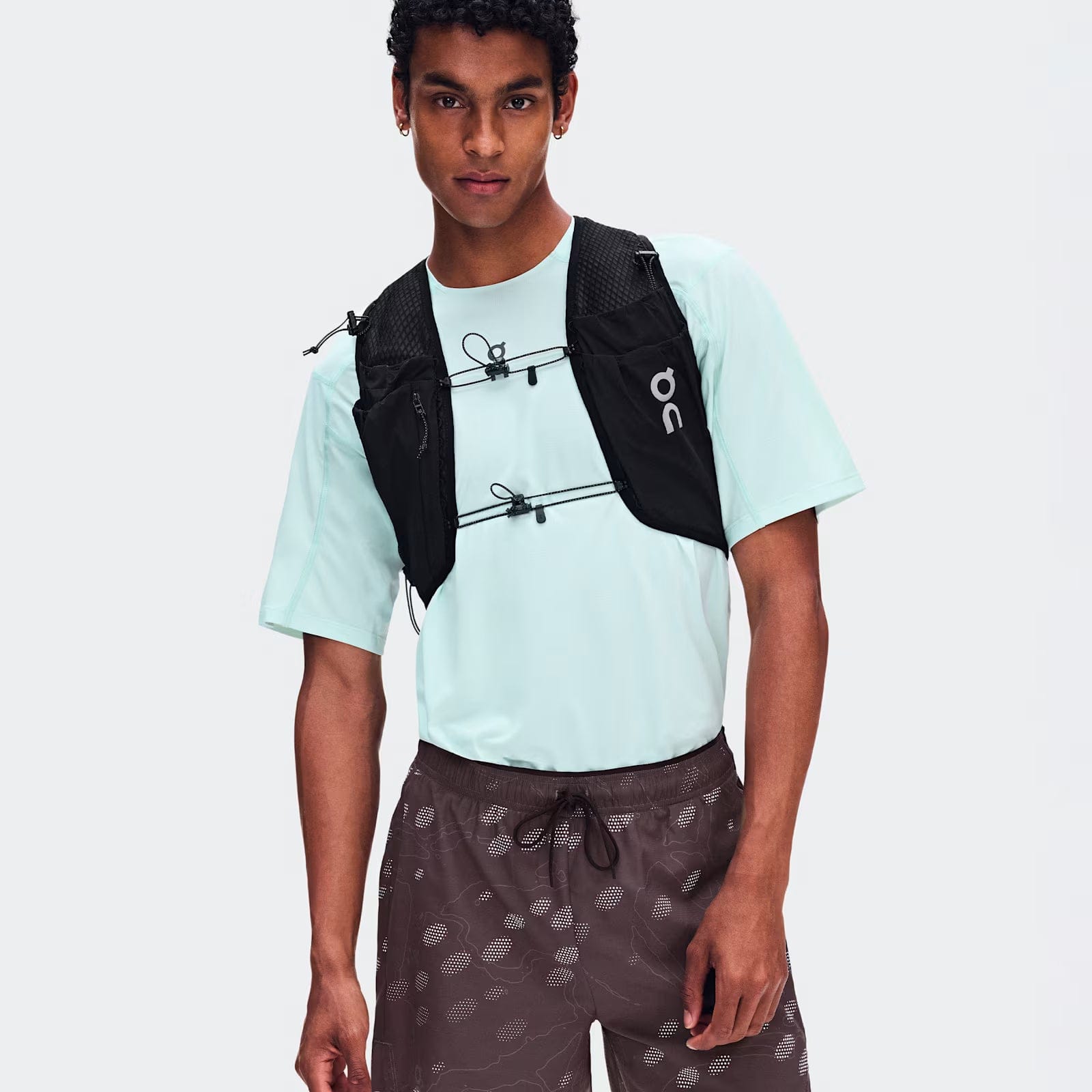 On Running On Trail Shorts Mulberry