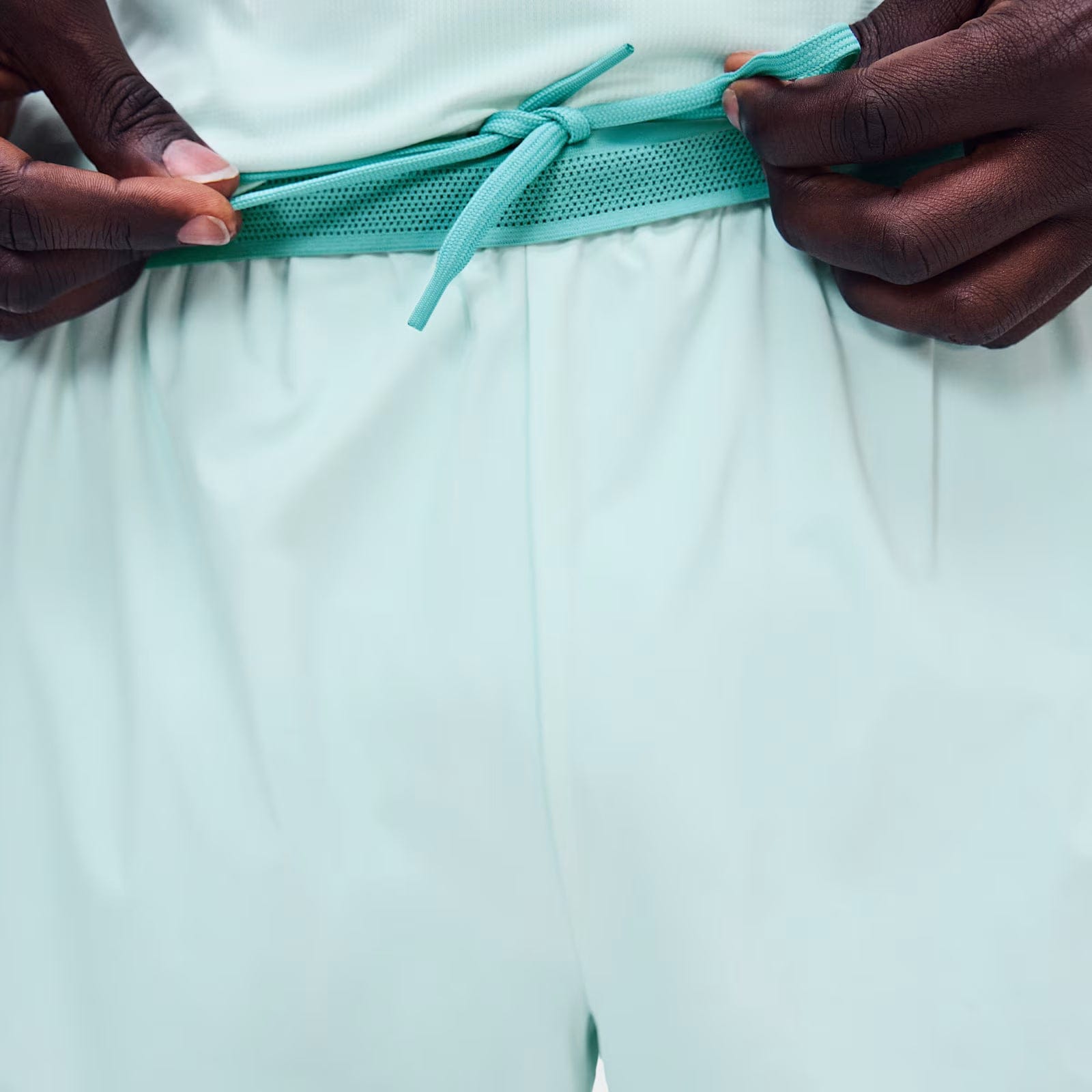On Running On 5" Performance 2/1 Shorts Flurry | Aquamarine