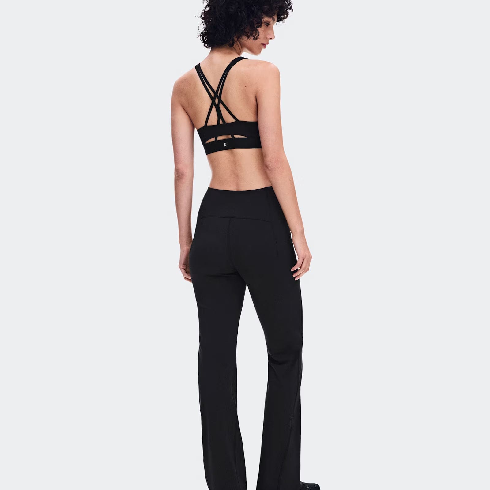 On Running On Studio Flared Pants 30" Black (Women'S)