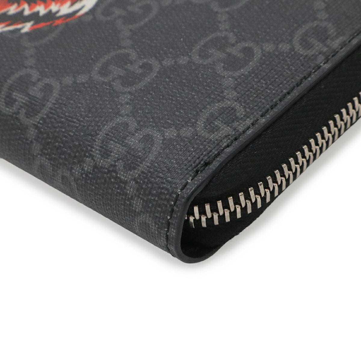 Gucci GG Supreme Zip Around Wallet Wolf