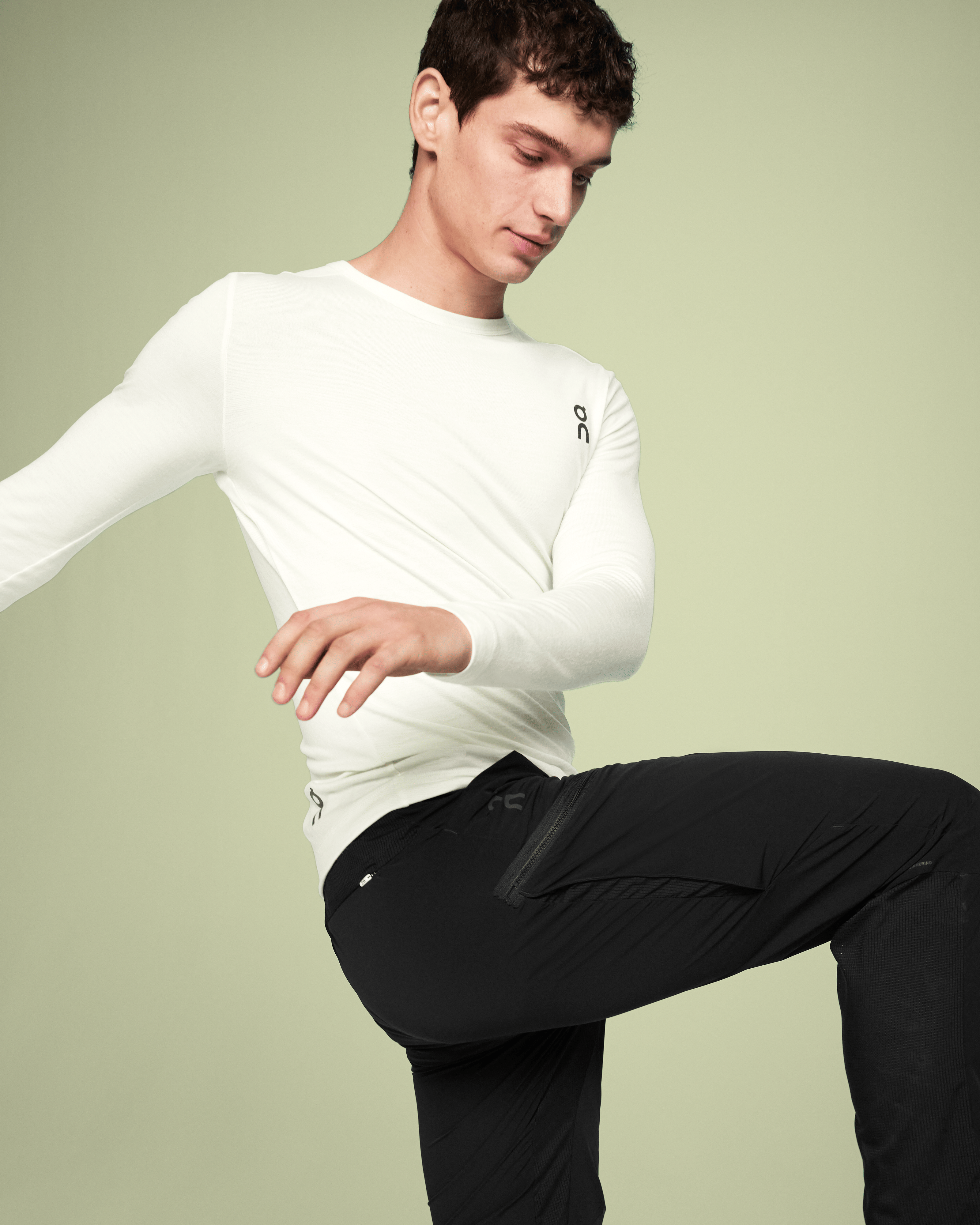 On Running On Trek Pants Black