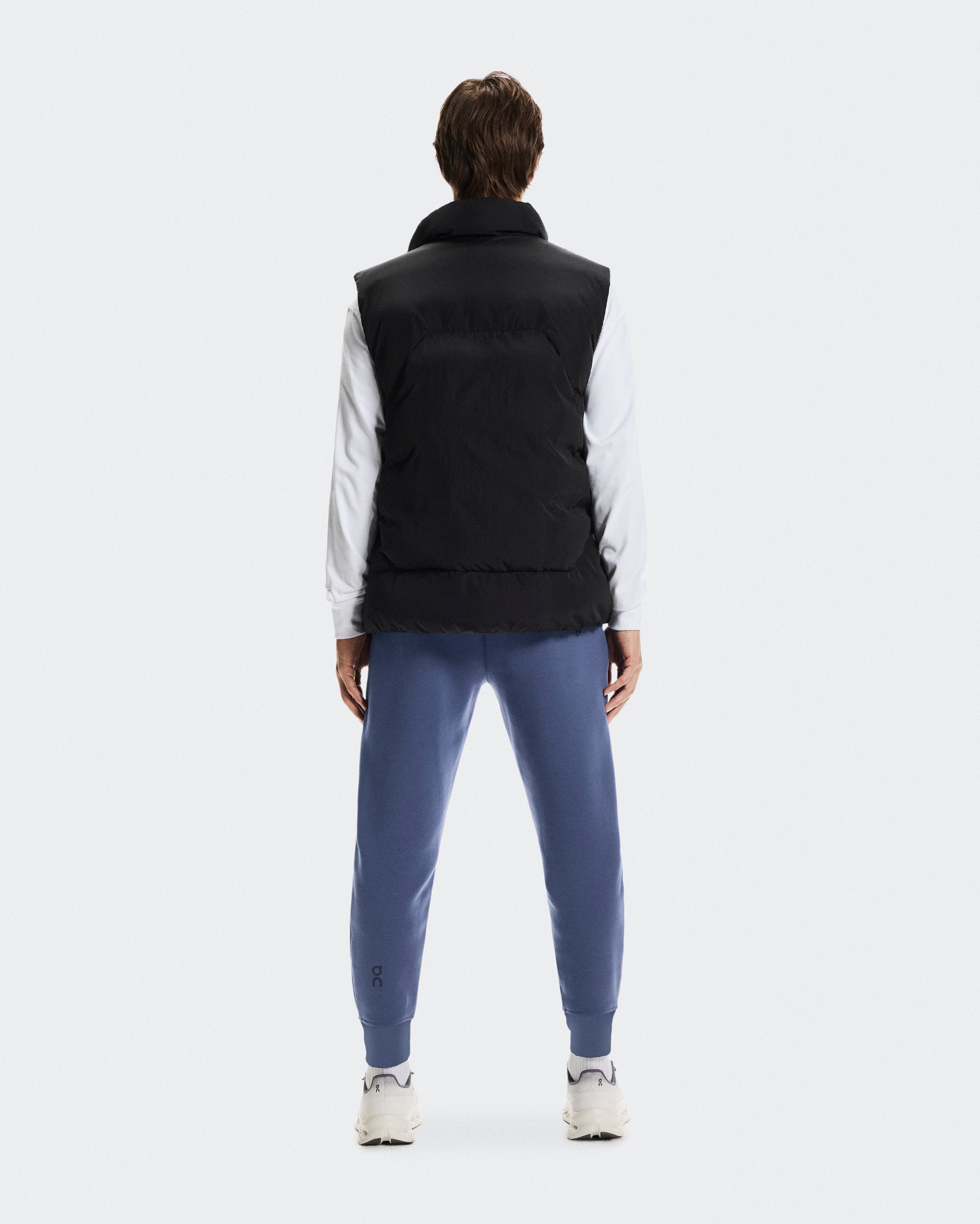 On Running On Focus Tech Sweatpants Acai