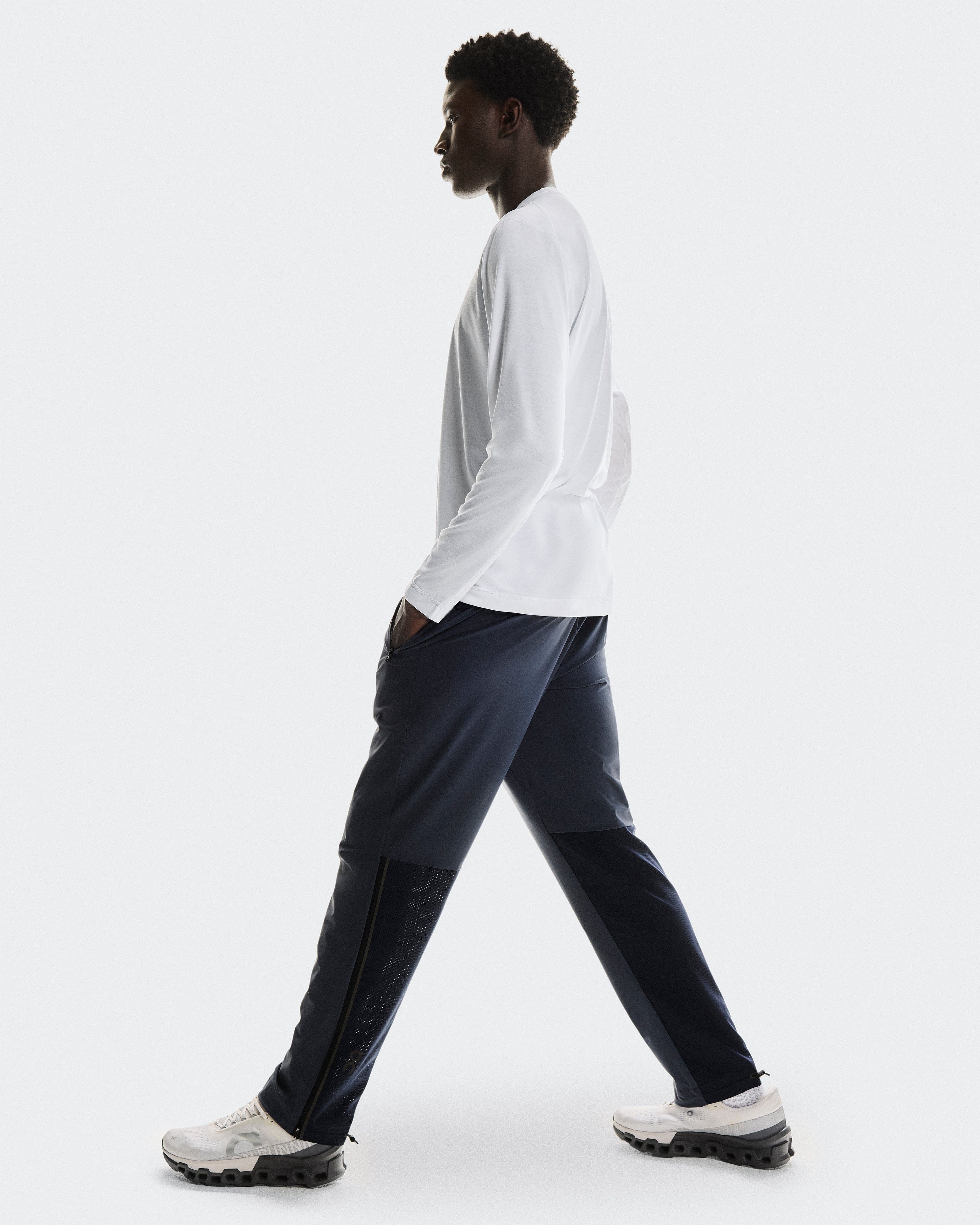 On Running On Track Pants Navy | Navy