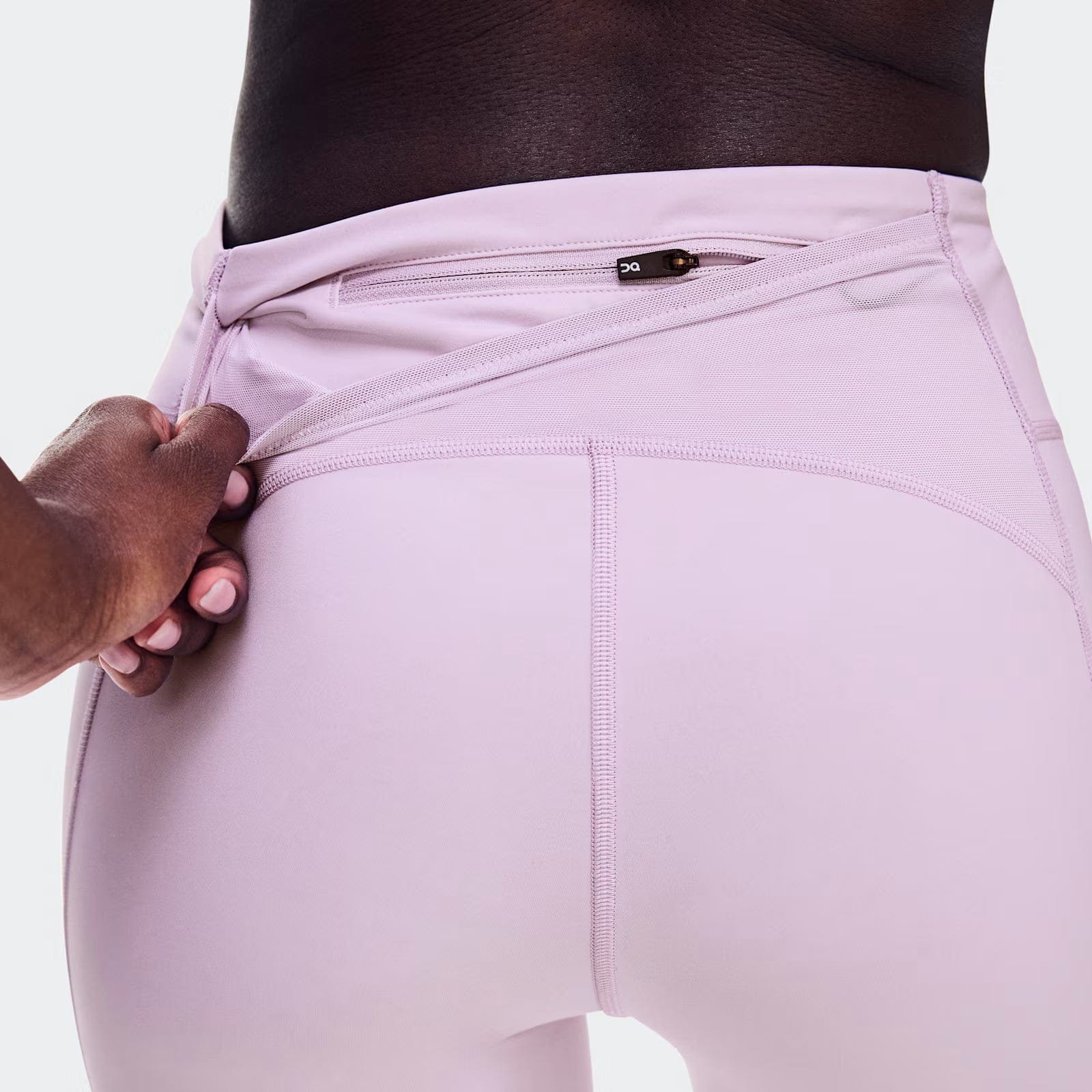 On Running On Performance Tights Short Foxglove (Women'S)