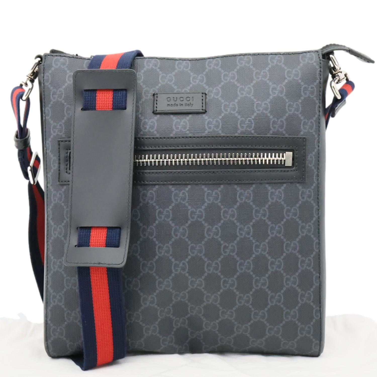 GUCCI GG Supreme Canvas Messenger Bag Black 474137