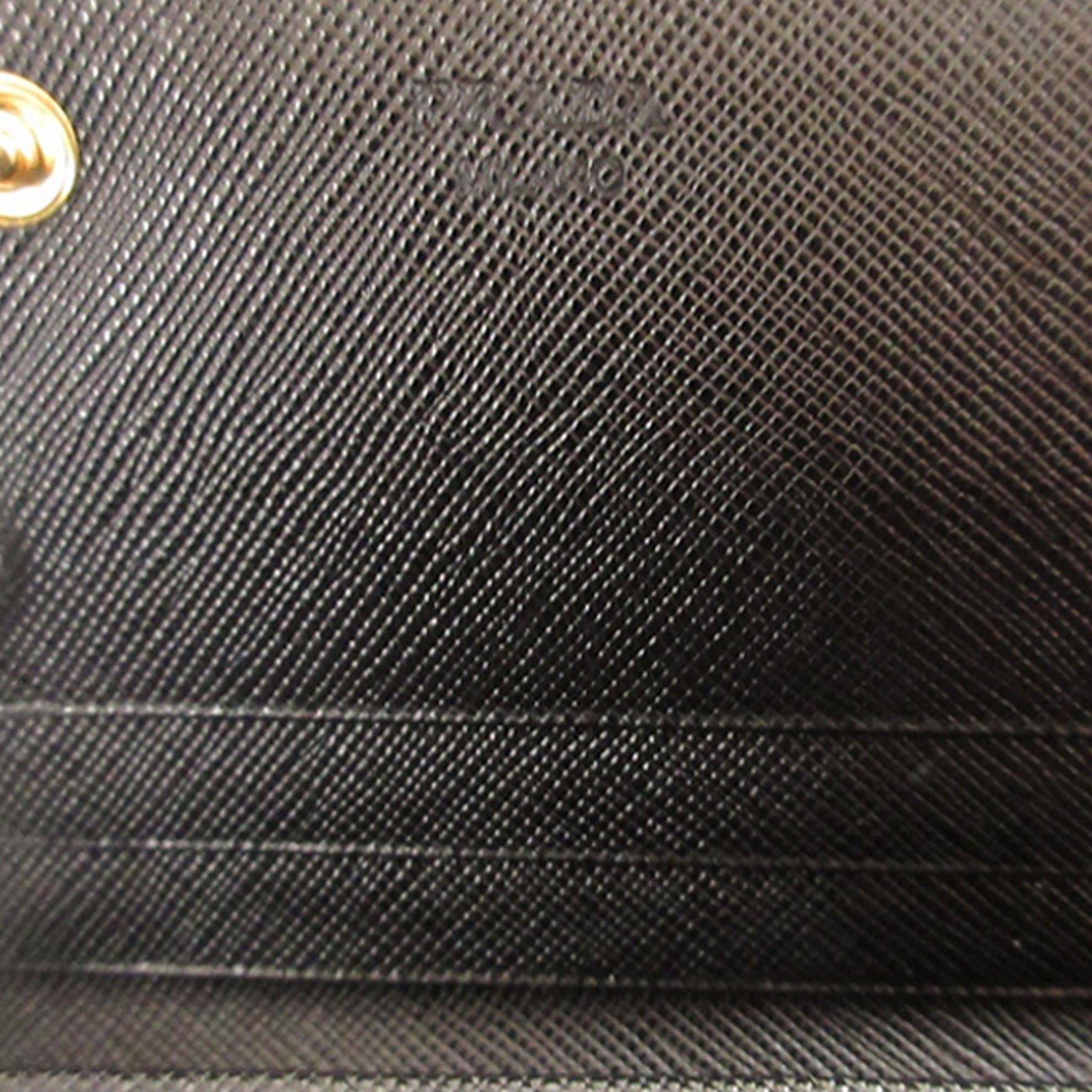 Prada : Saffiano Bifold Long Wallet