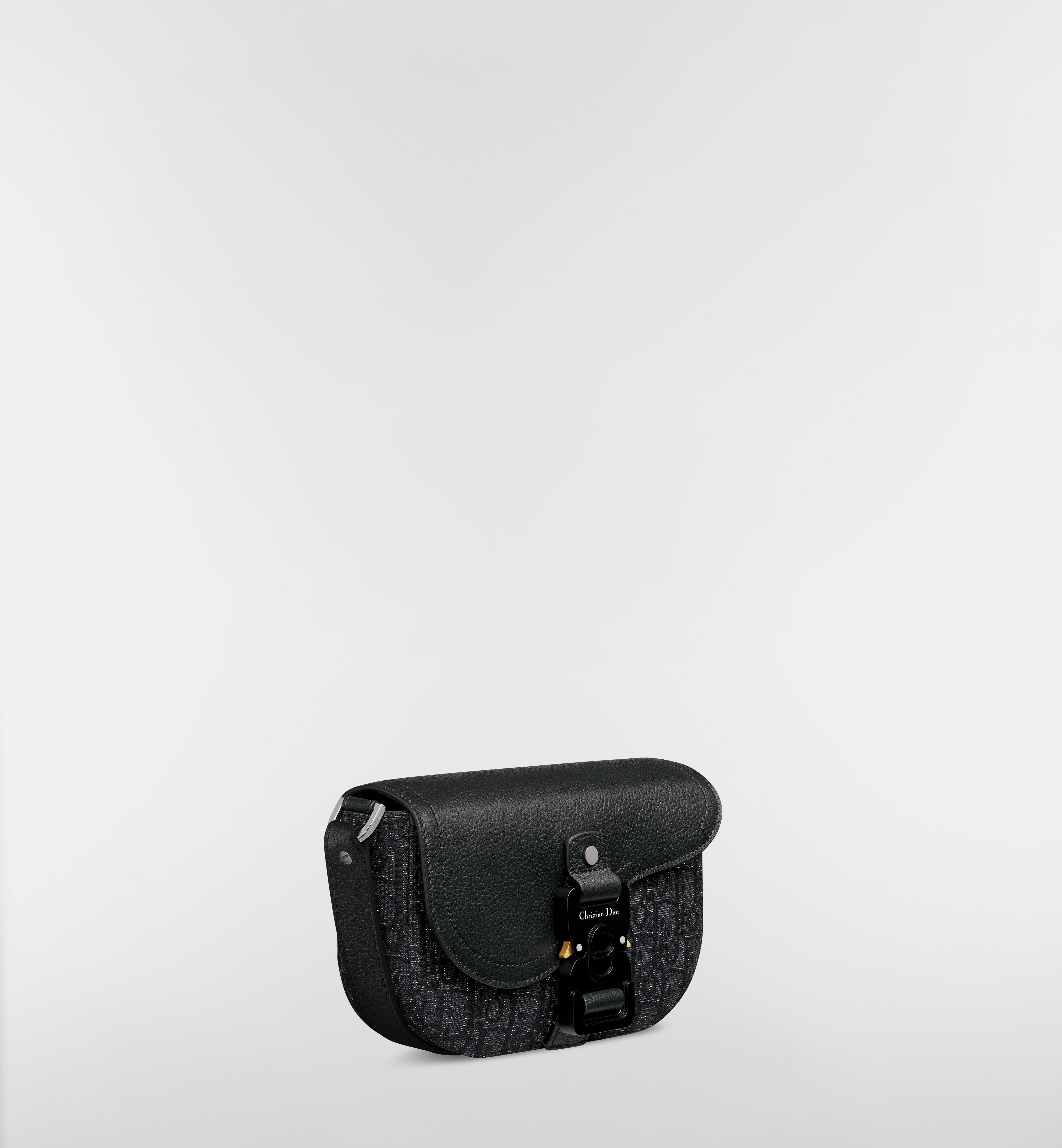 Dior Mini Saddle Messenger Bag Dior Oblique Jacquard with Black Grained Calfskin Flap