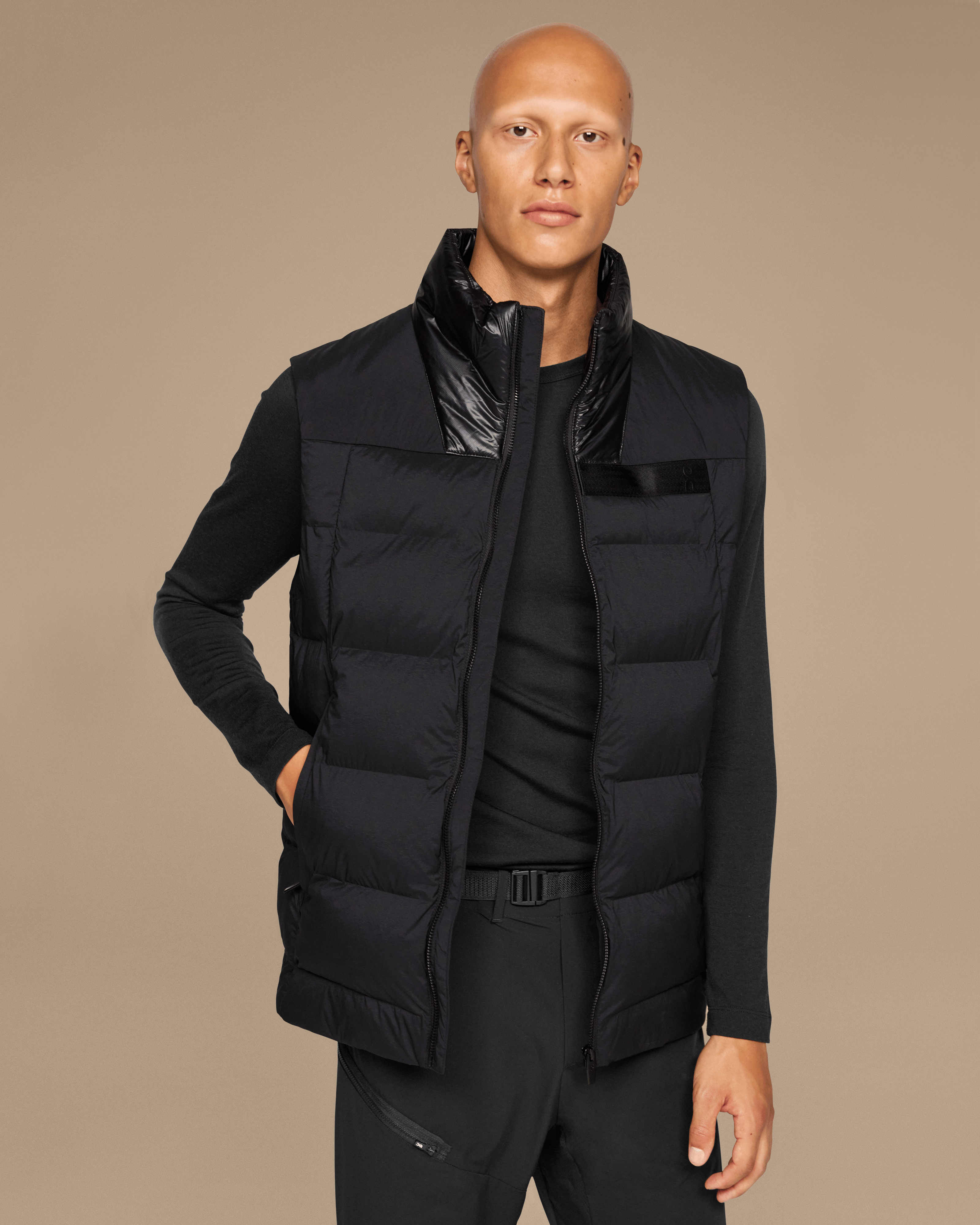 On Running On Challenger Vest Black
