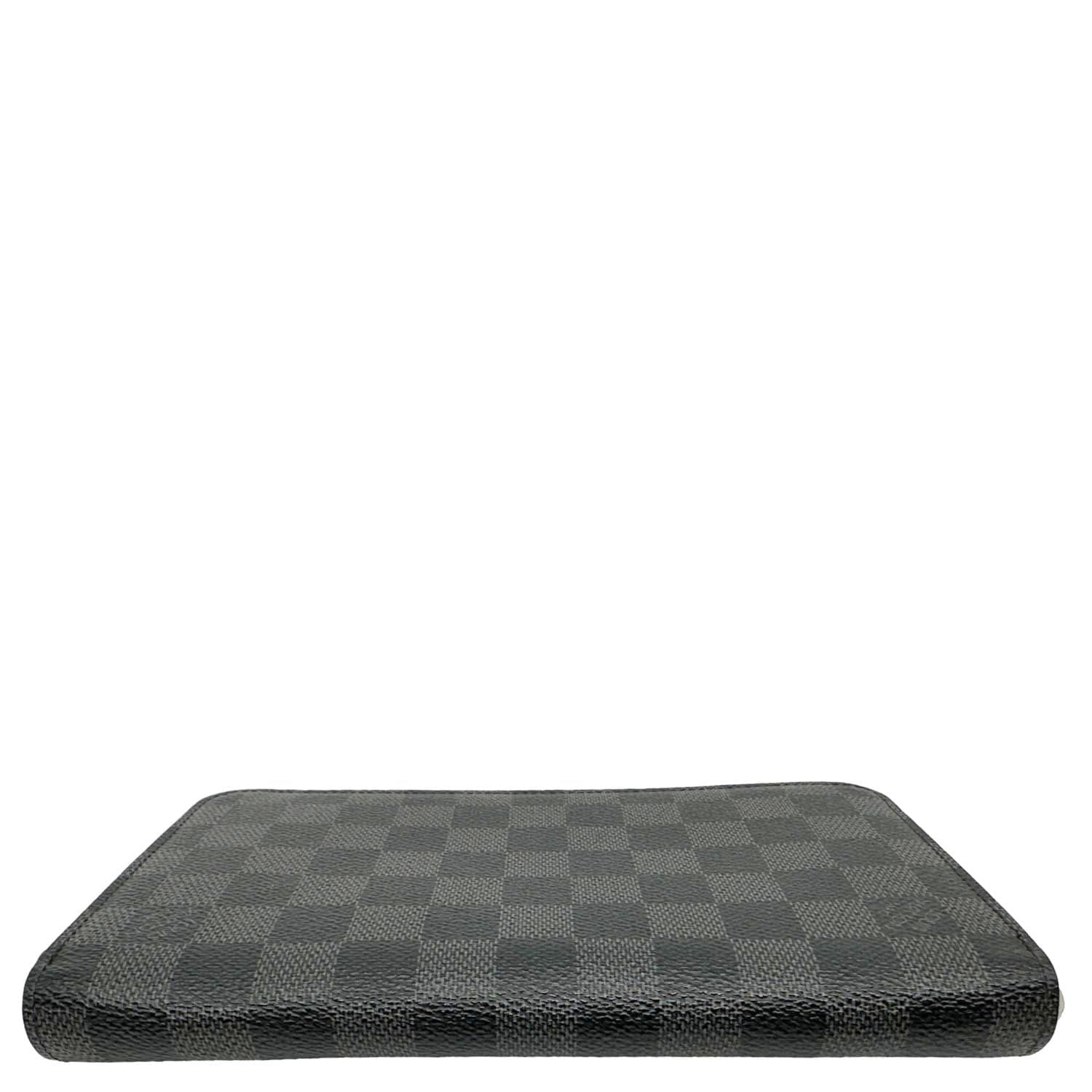 Louis Vuitton Trunks And Lock Damier Graphite Zippy Organizer Wallet Black