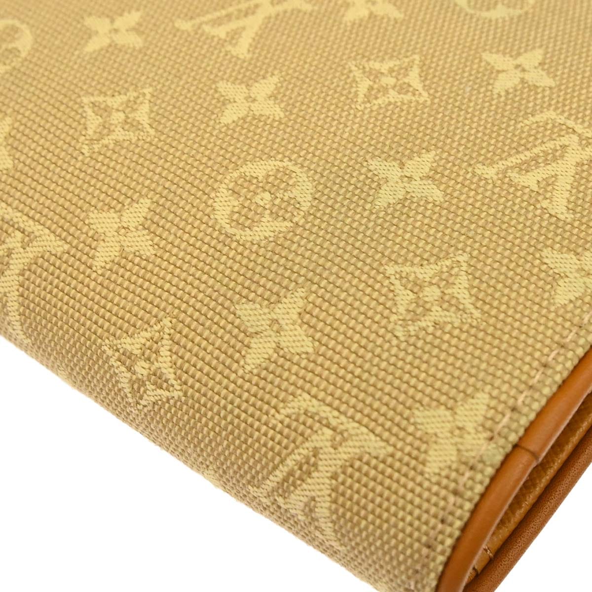 Louis Vuitton Beige Porte Tresor International Wallet M92444