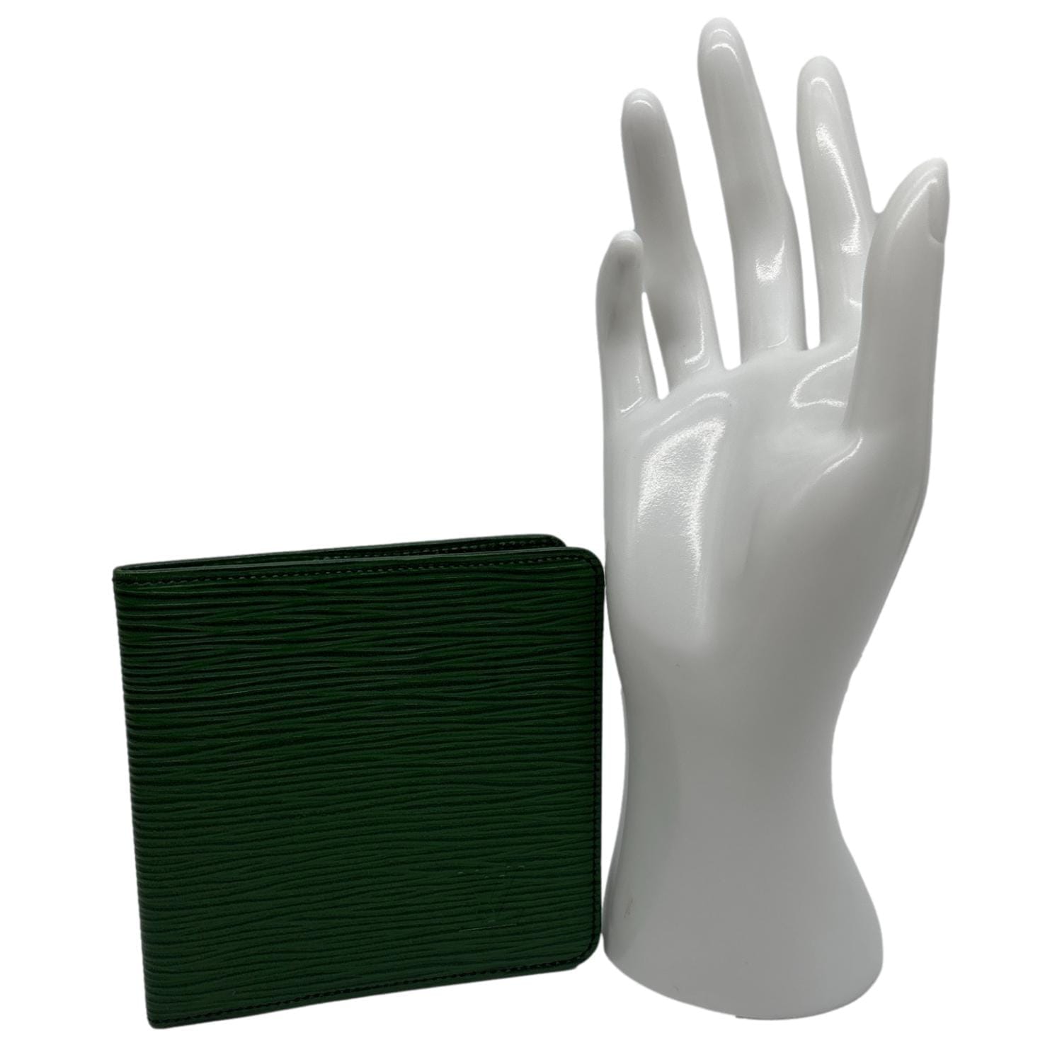 LOUIS VUITTON Epi Leather Bifold Wallet Green