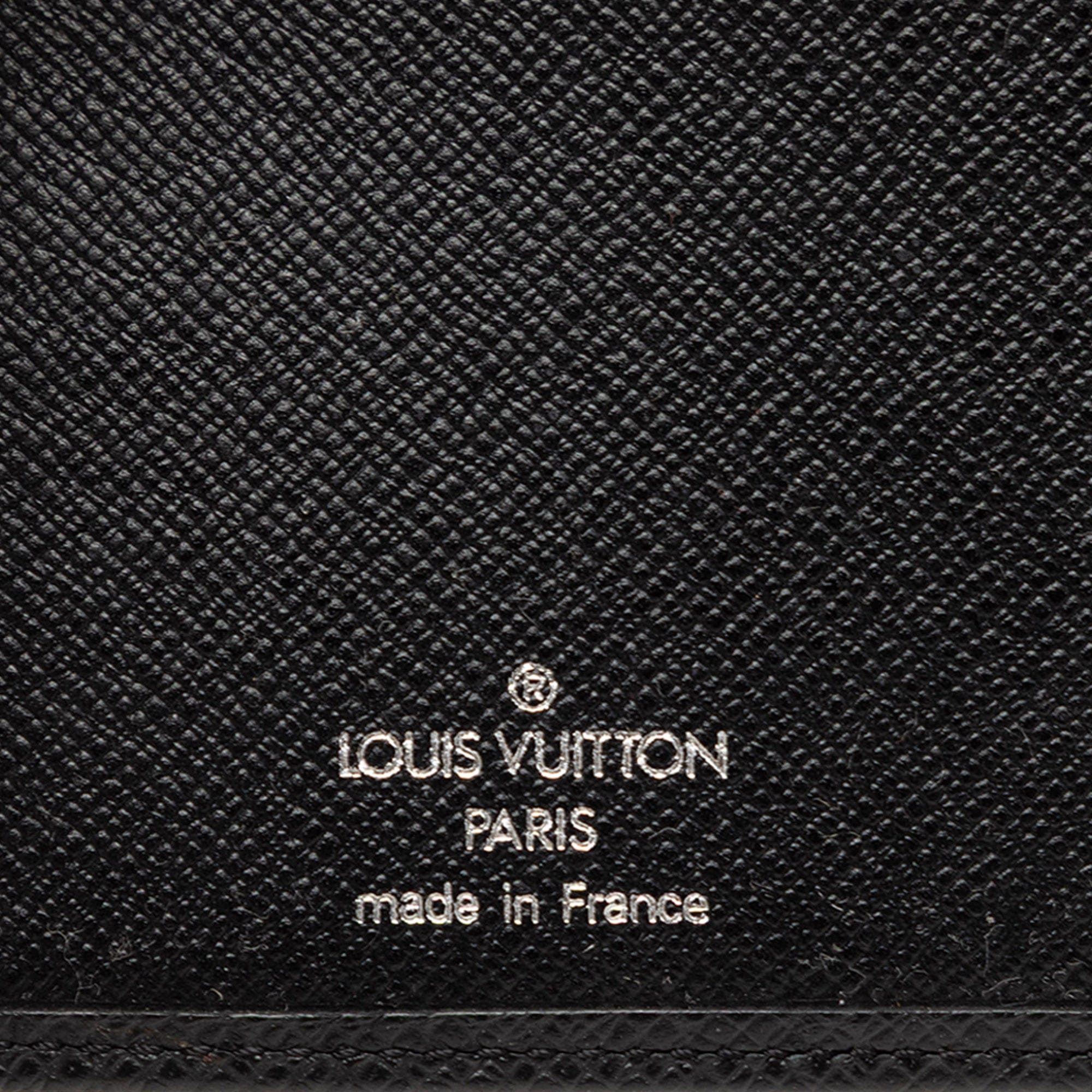 Louis Vuitton Taiga Brazza Wallet