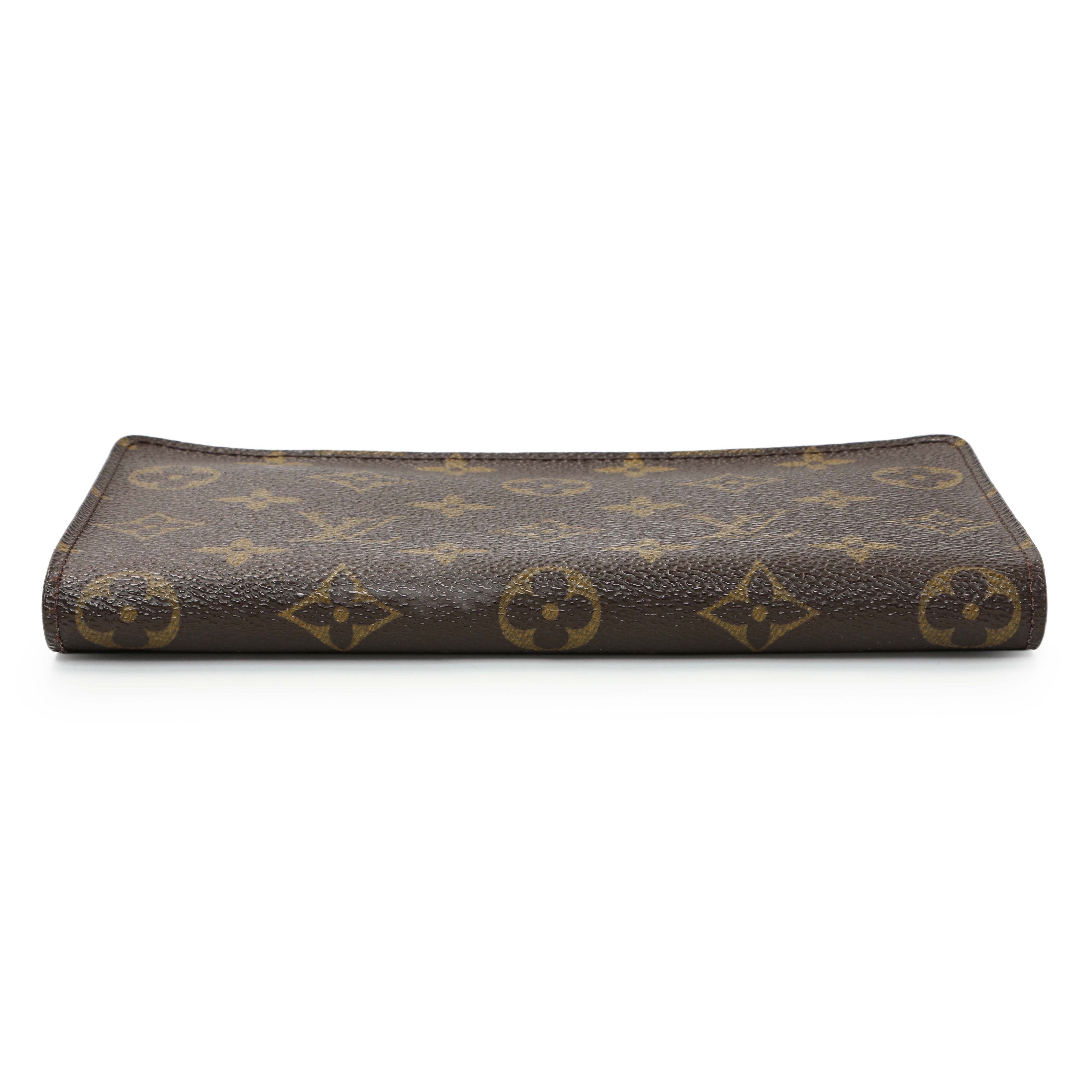 Louis Vuitton Monogram Porte - Monnaie Zippy Wallet