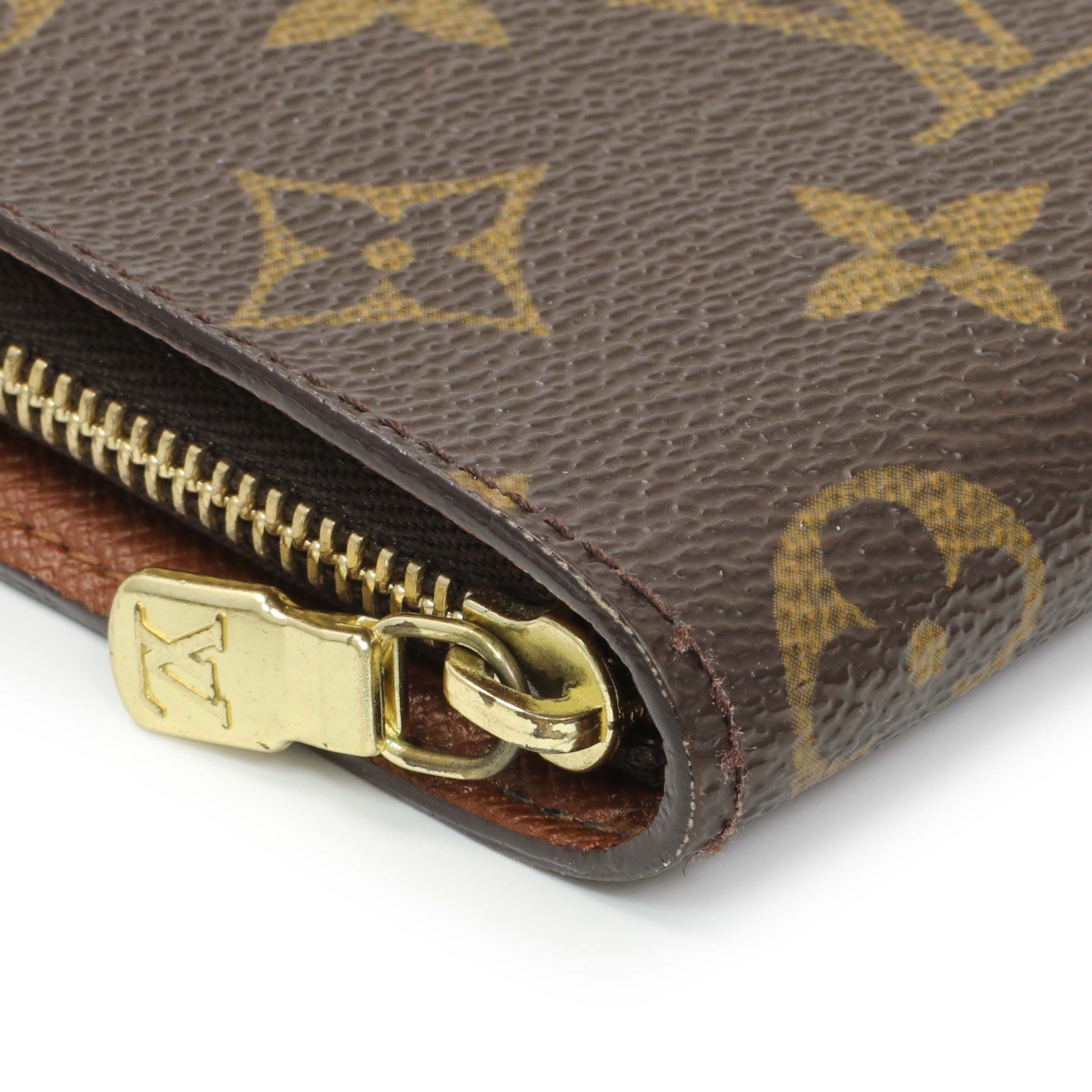 Louis Vuitton Monogram Porte - Monnaie Zippy Wallet