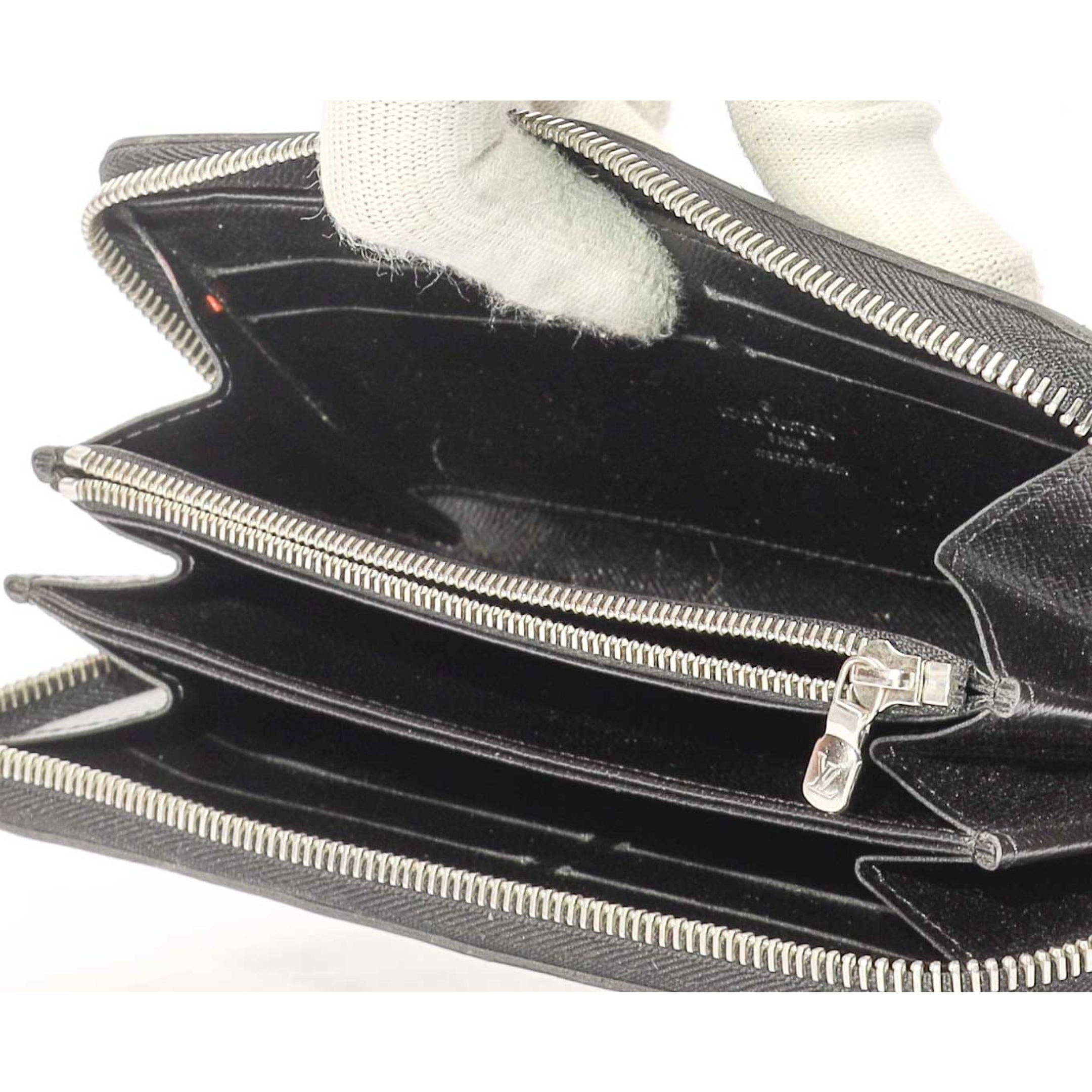 Louis Vuitton Zippy Wallet