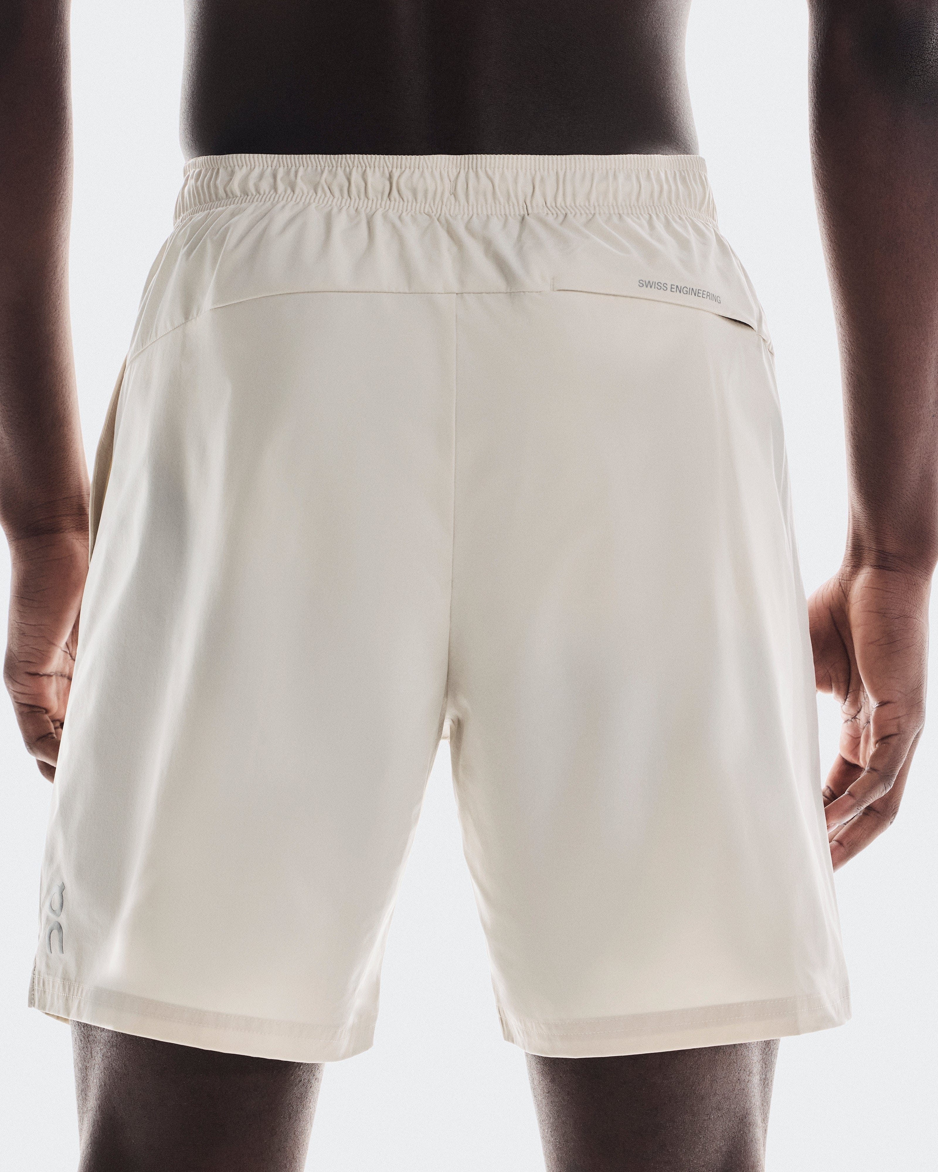 On Running On 7" Core Shorts Sand