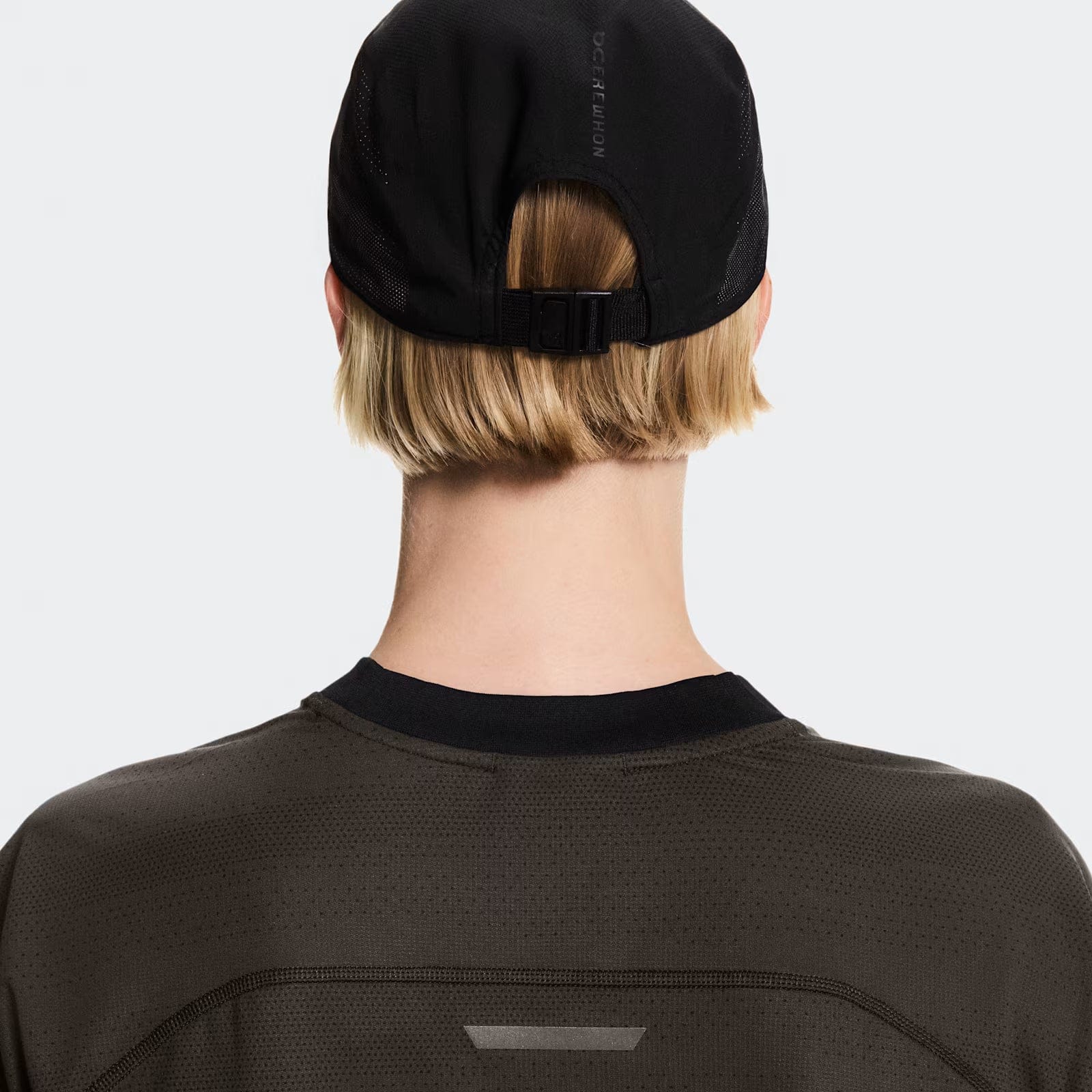On Running On Lightweight Cap Erewhon Black