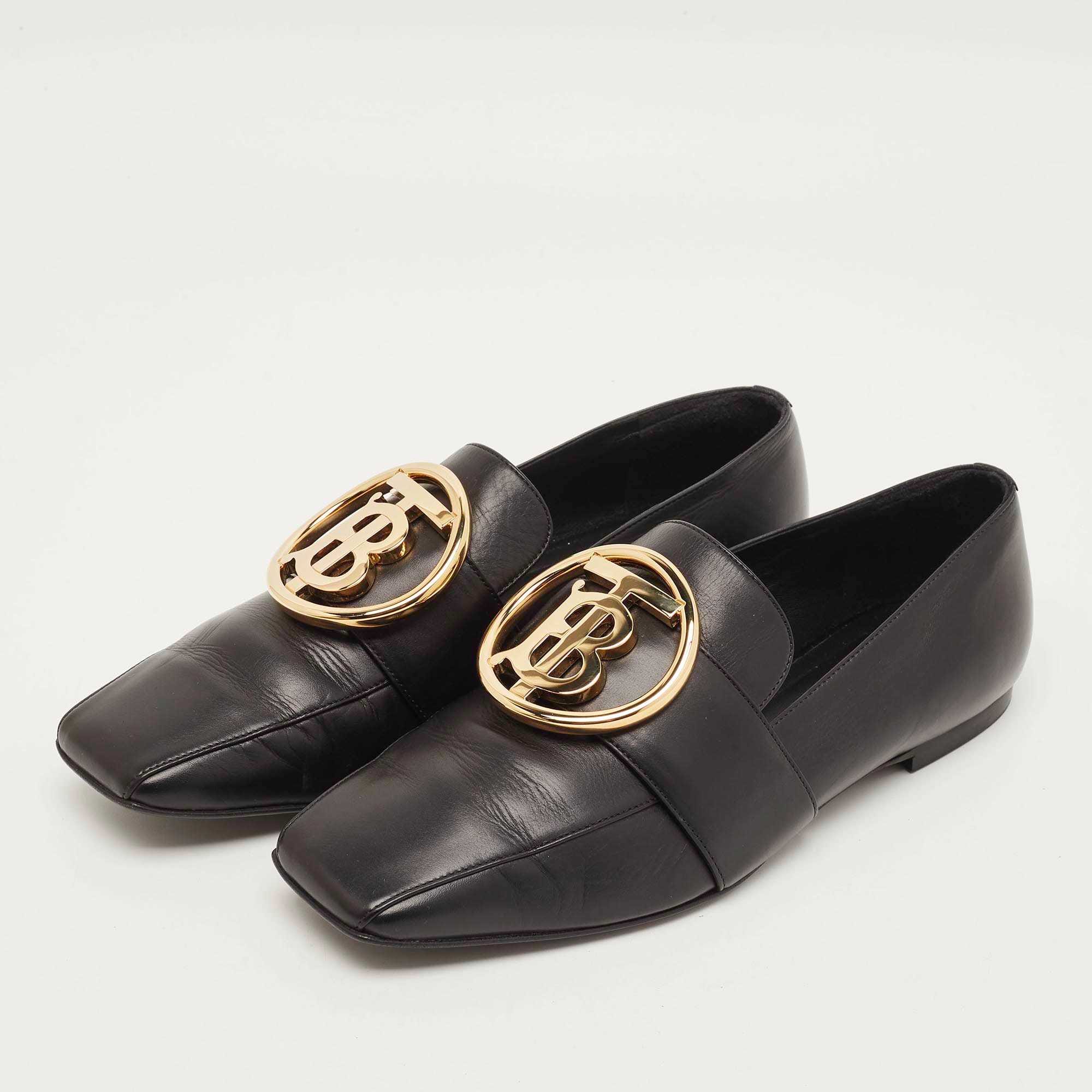 Burberry Tb Logo Plaque Almerton