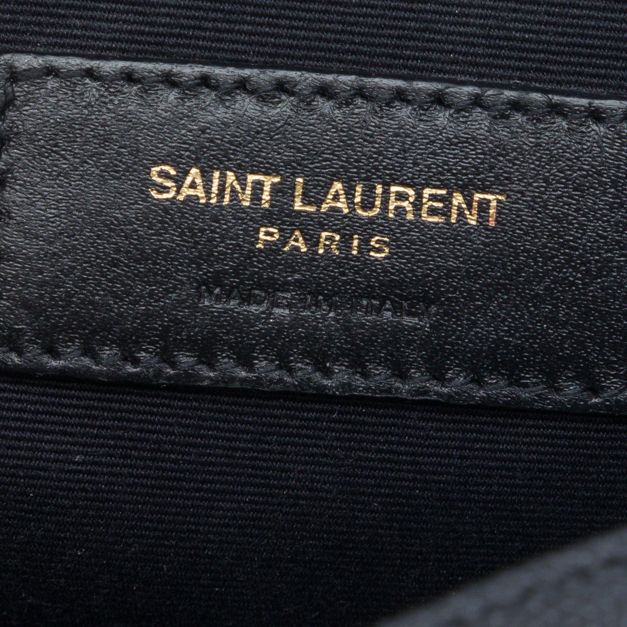 Saint Laurent Chevron Grain De Poudre Round Vinyle Camera Bag