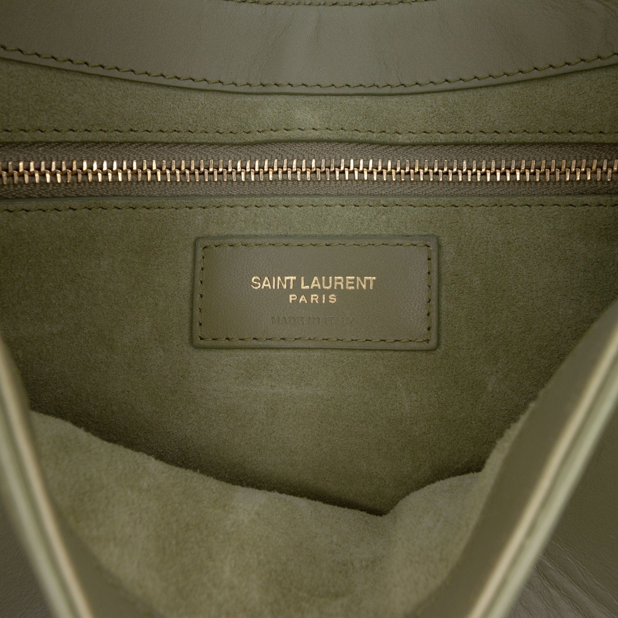 Saint Laurent Smooth Calfskin Le 5 a 7