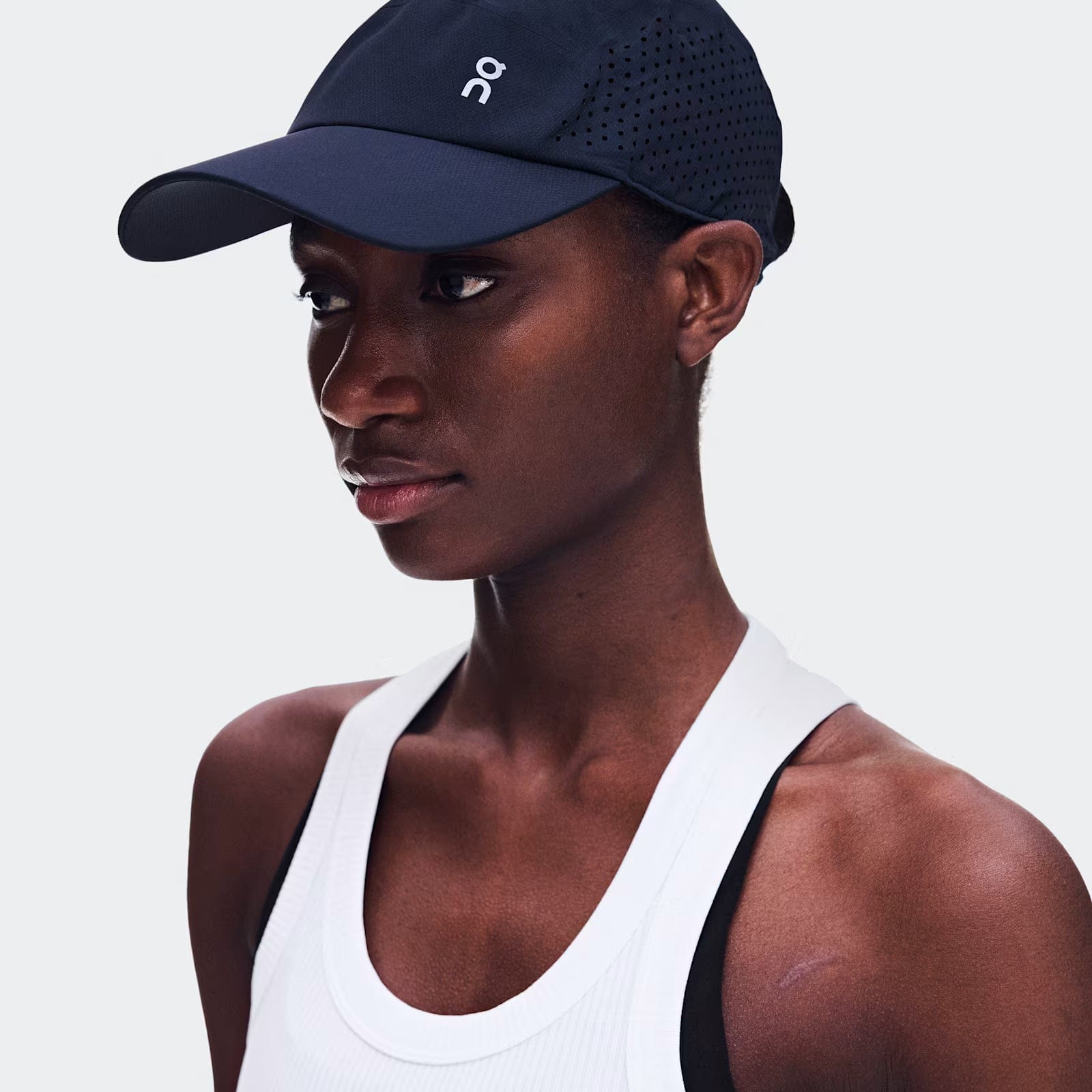 On Running On Lightweight Cap Navy
