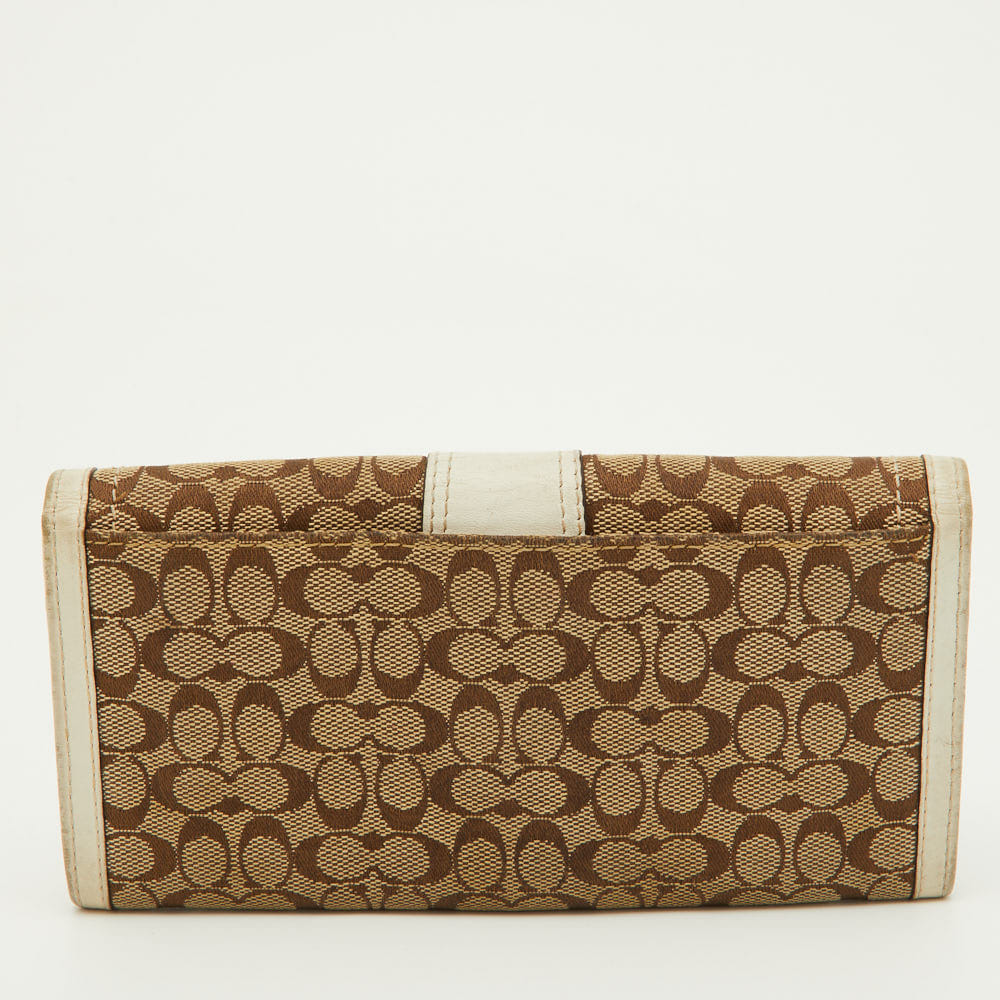 Coach Beige/white Signature Canvas And Leather Buckle Detail Continental Wallet