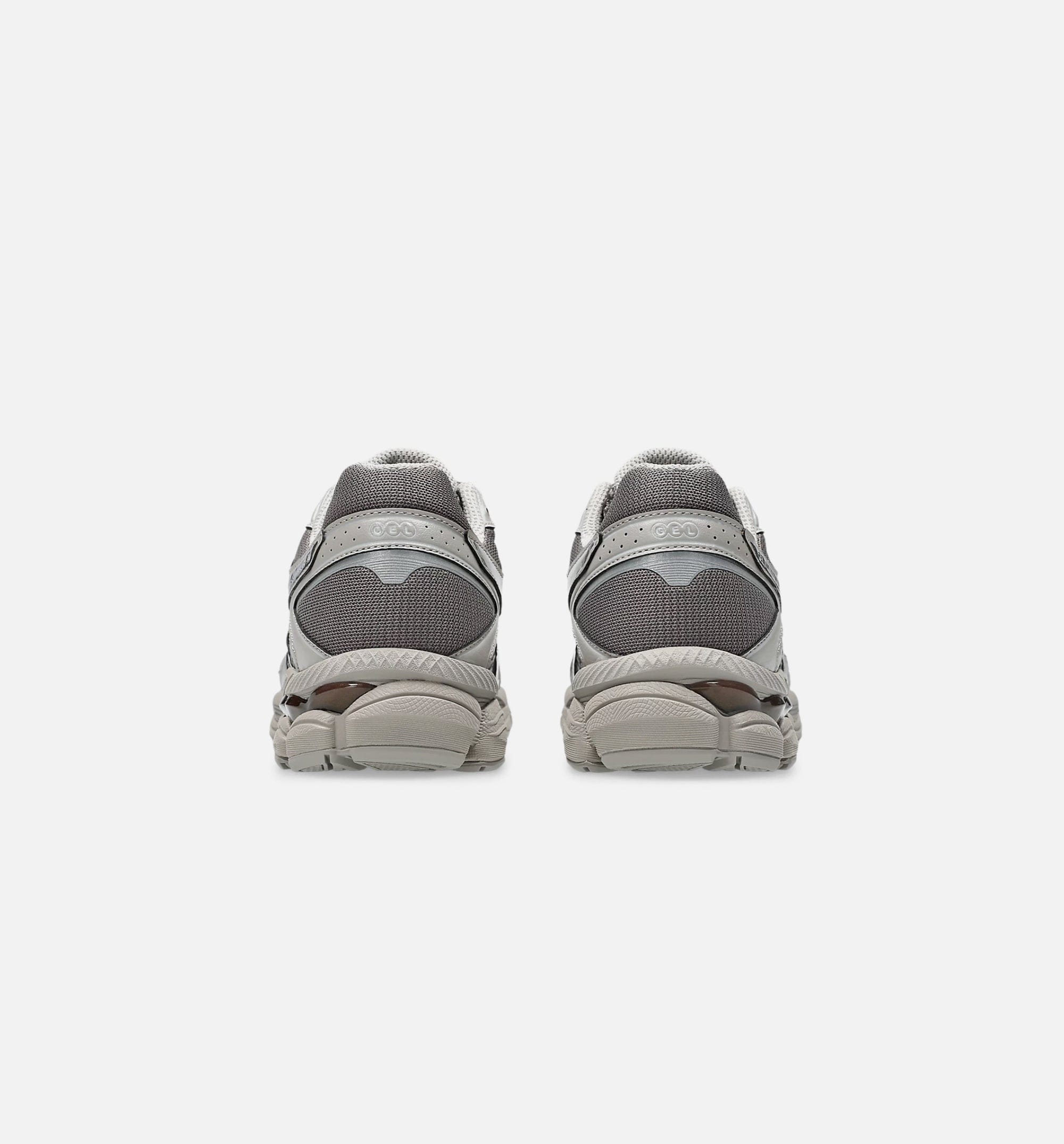 ASICS Gel Cumulus 16 Mens Lifestyle Shoe - Cocoa Powder/Pure Silver