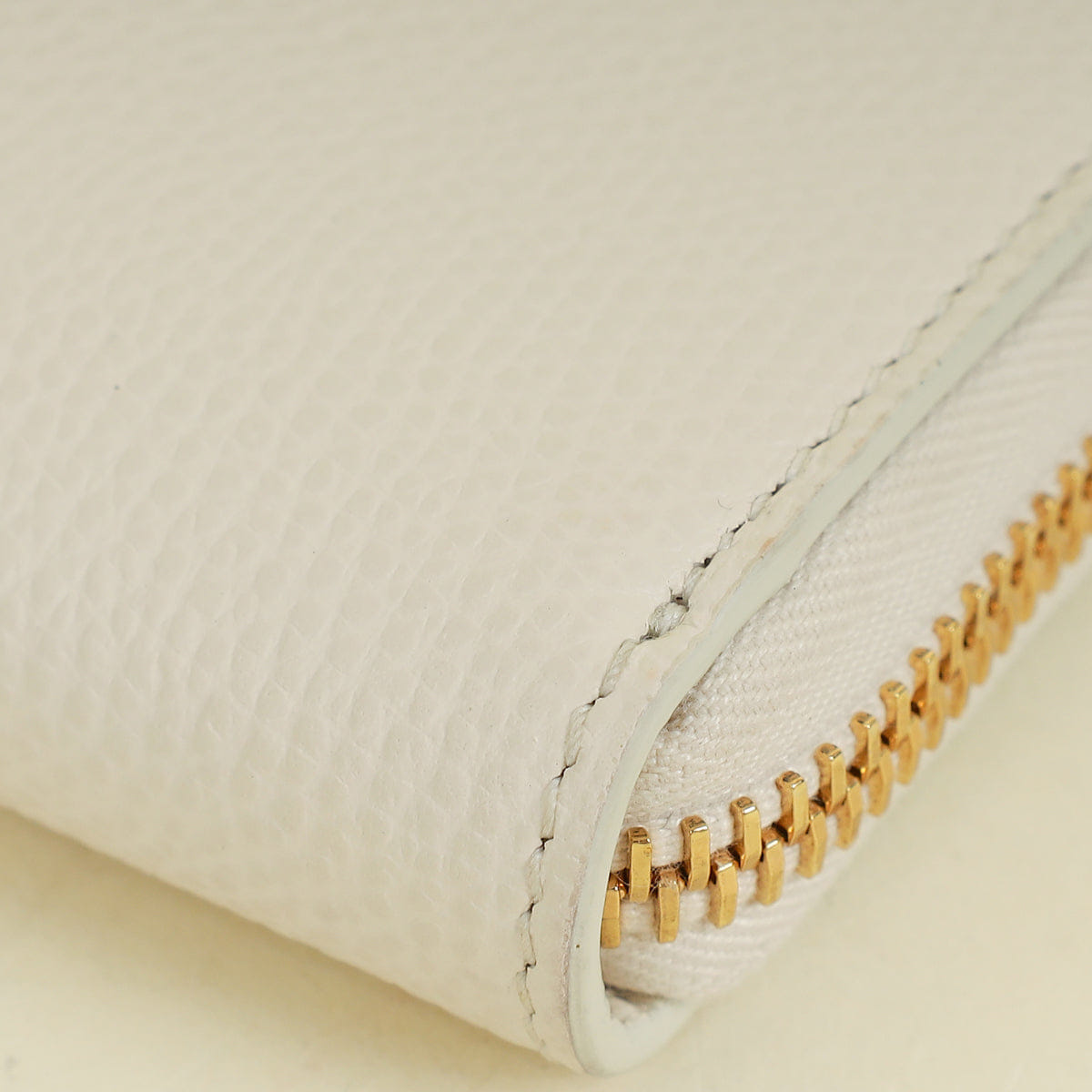 Valentino Cream Cherryfic Small Wallet