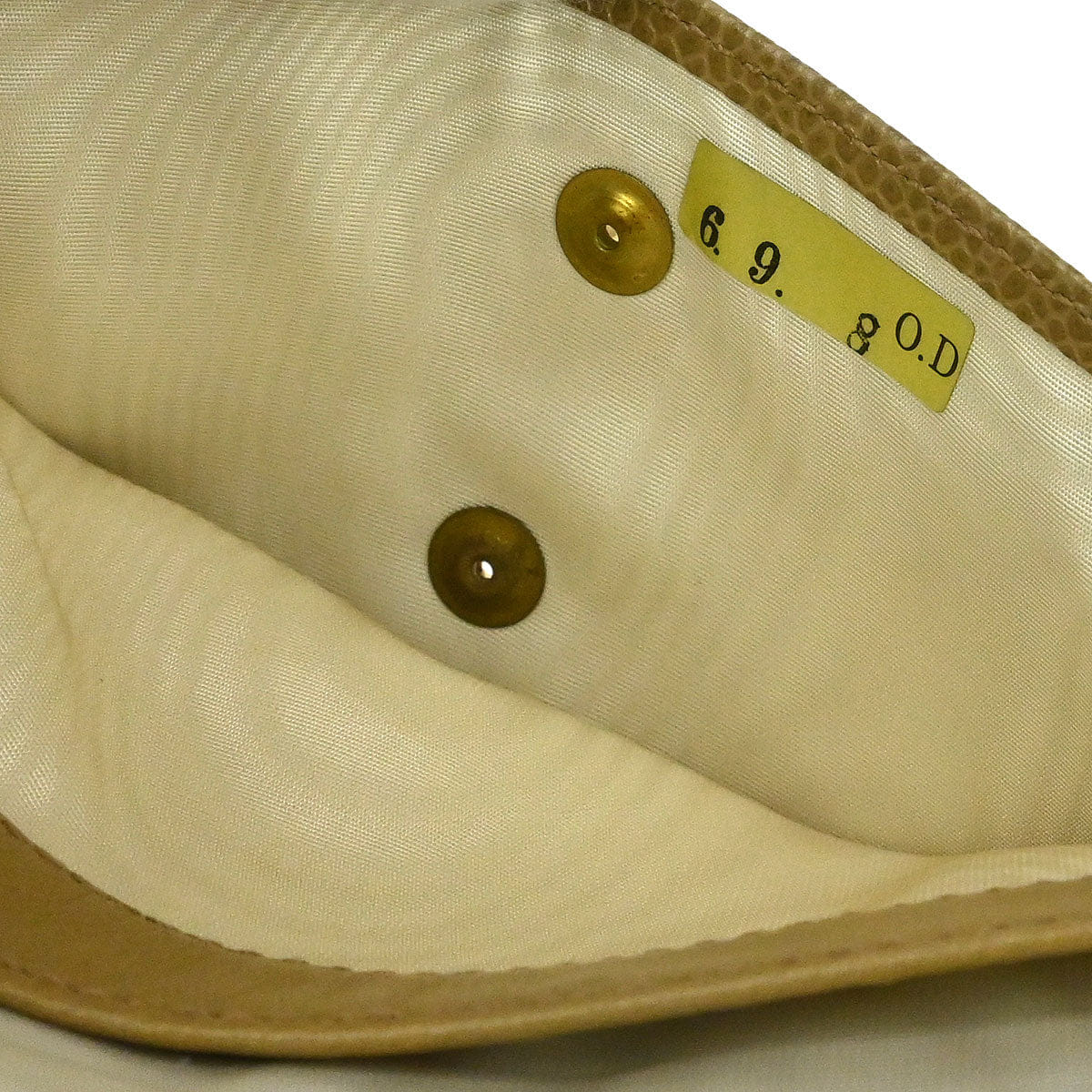 Chanel 1996 - 1997 Beige Caviar Skin Long Wallet