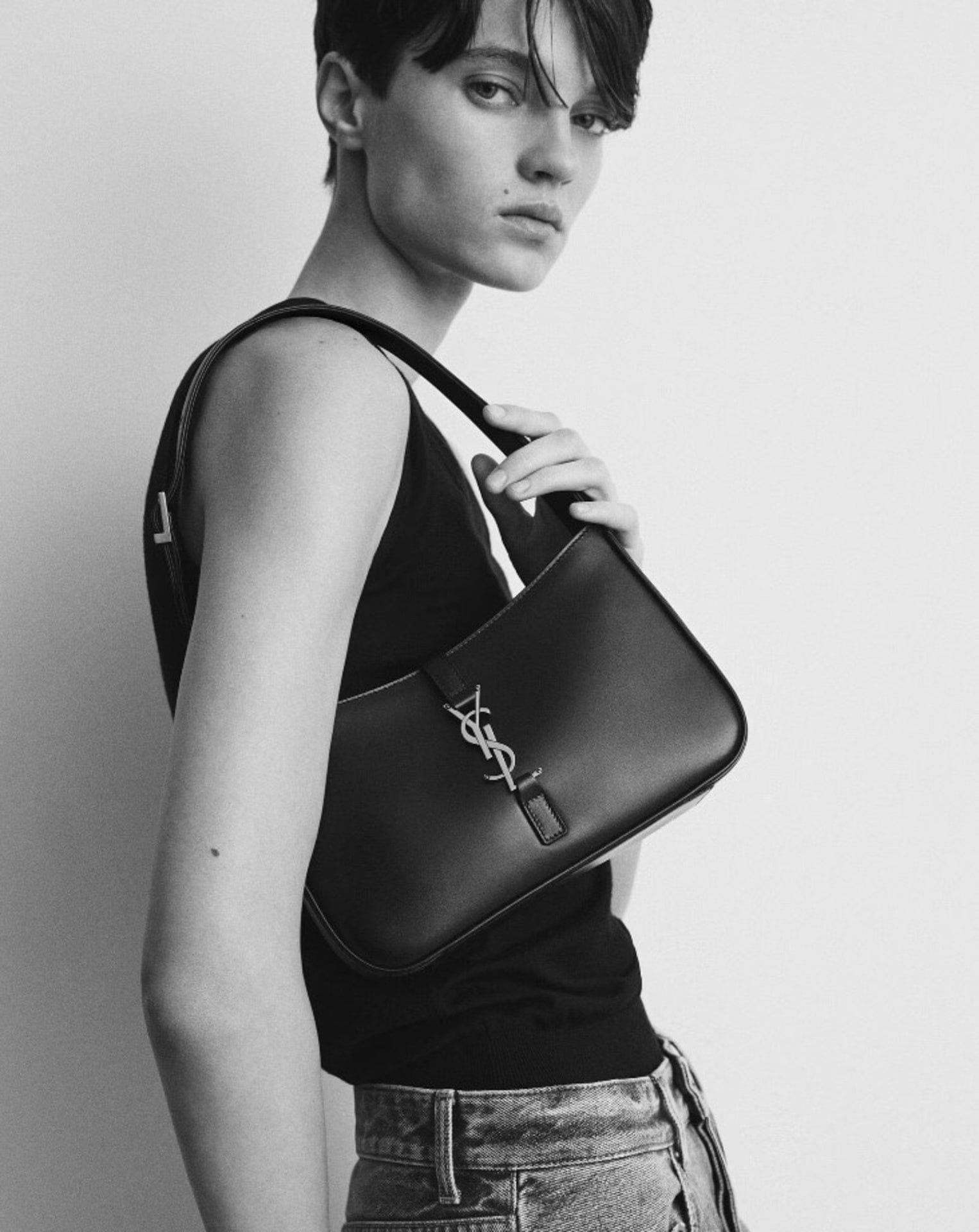 Saint Laurent Le 5 Ã 7 Hobo Leather Bag Women