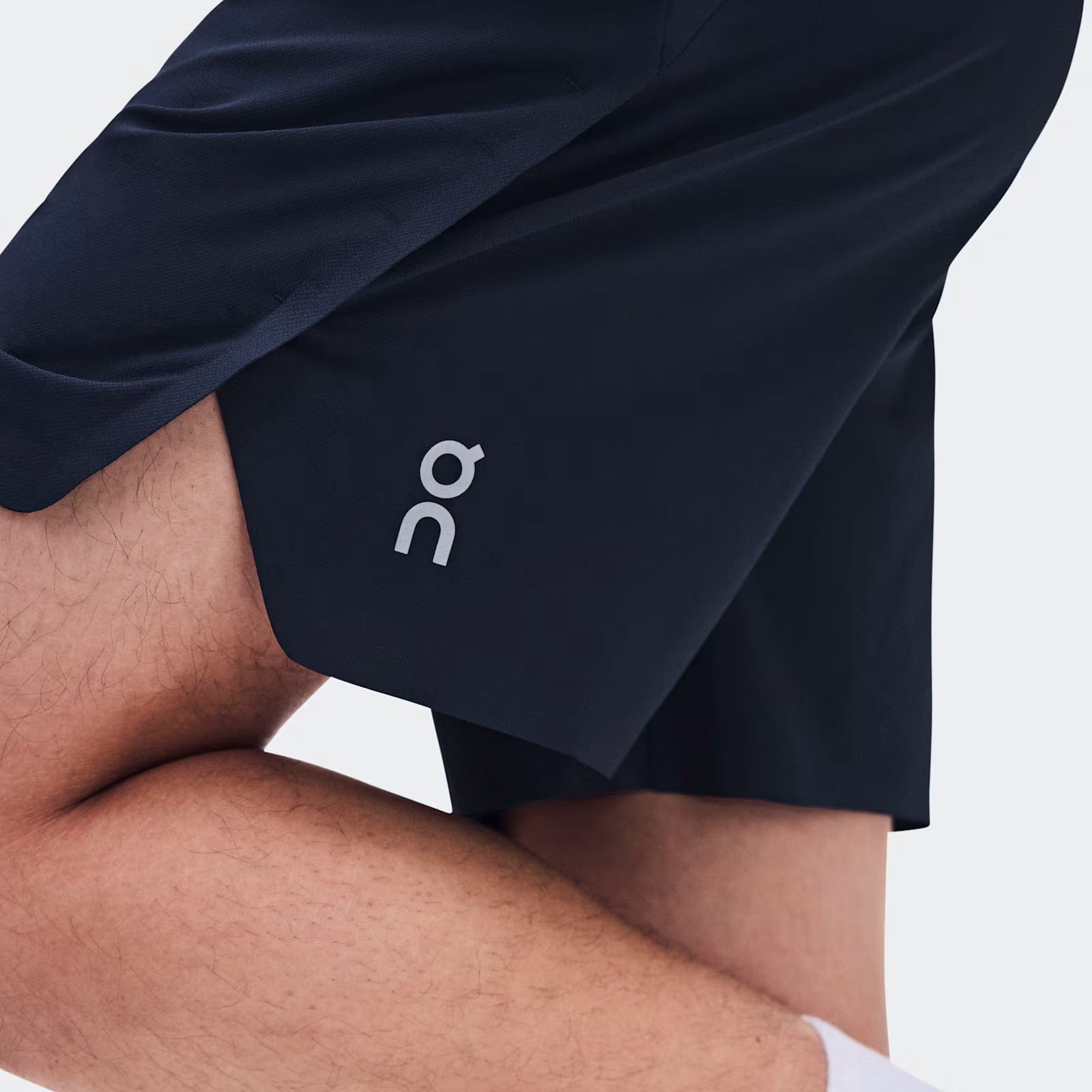 On Running On Train Shorts 7" Navy