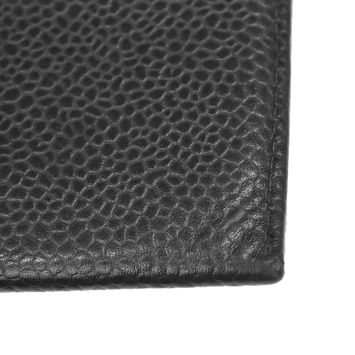 Chanel 2000 - 2001 Black Caviar Skin Cardholder Small Good